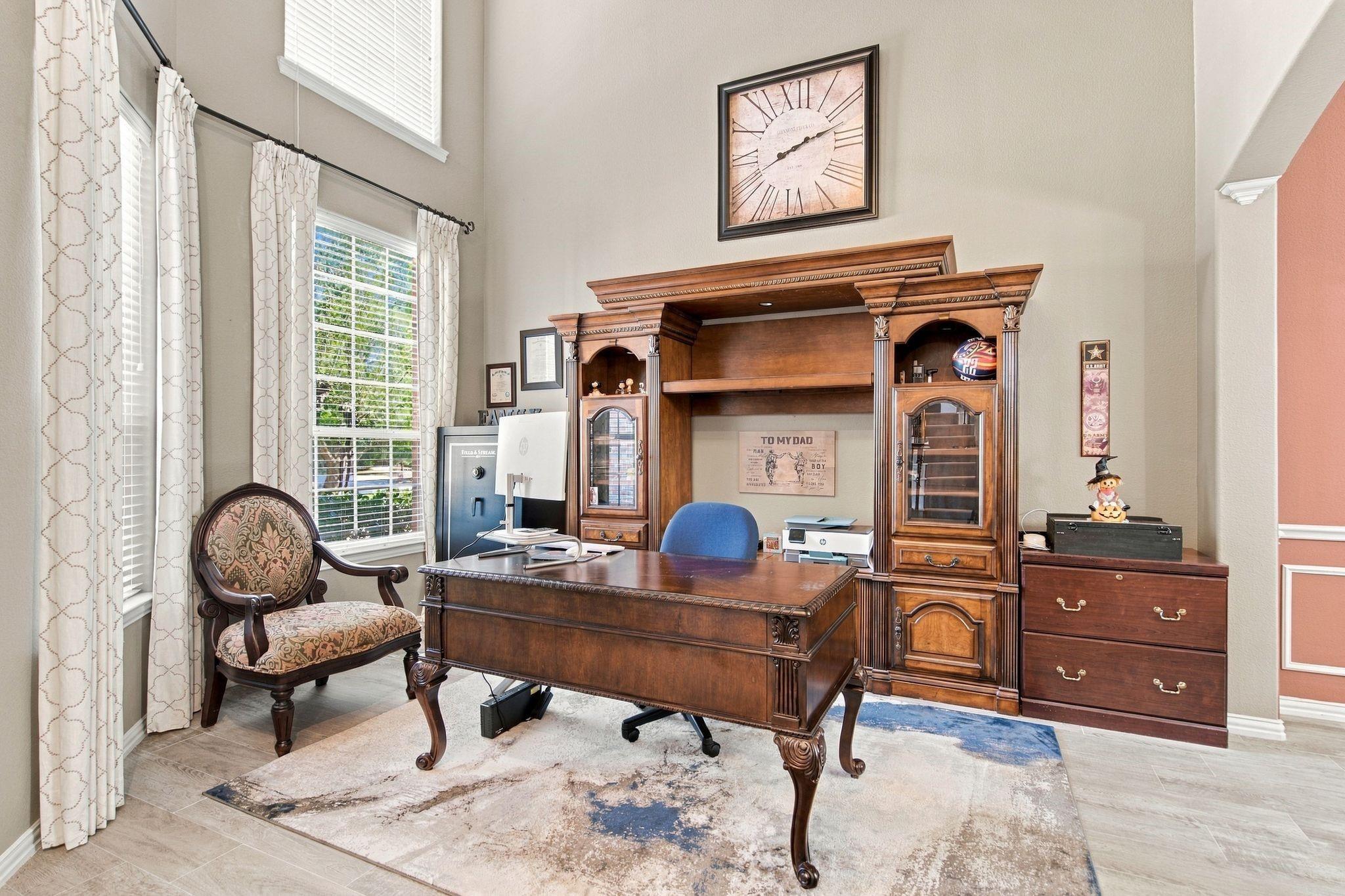 main property photo 5