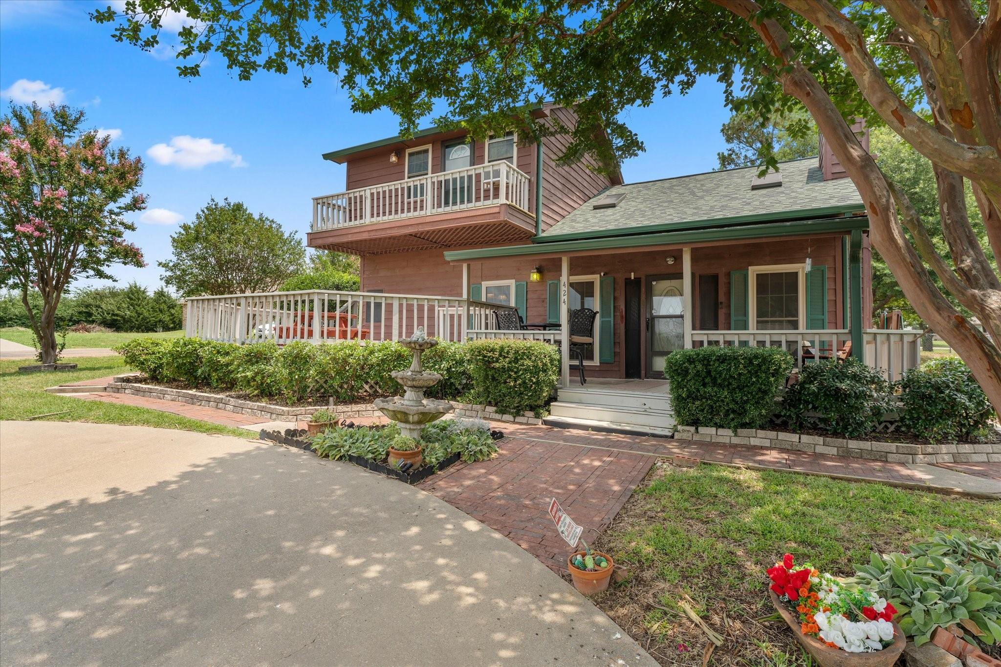 main property photo 16