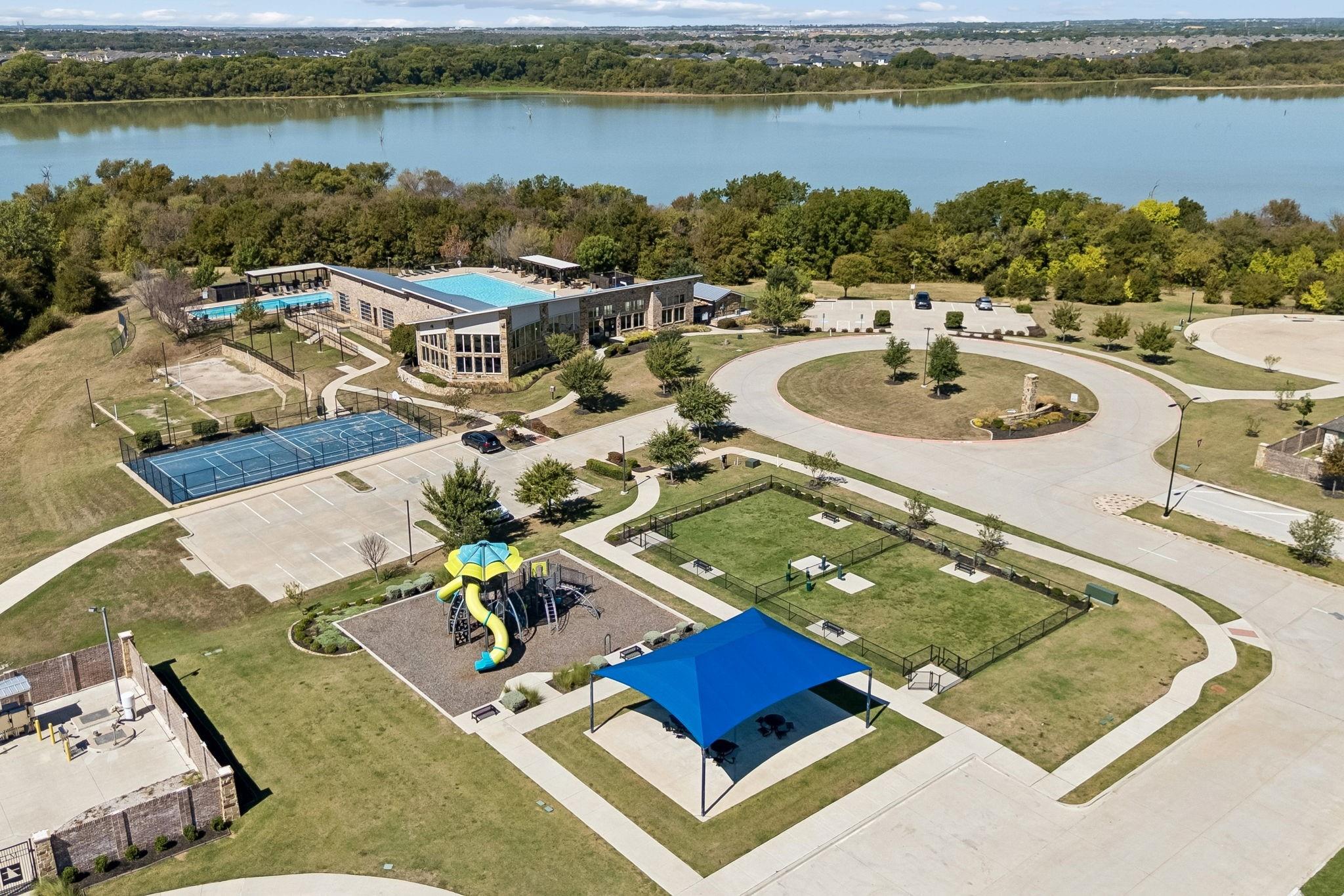 main property photo 37
