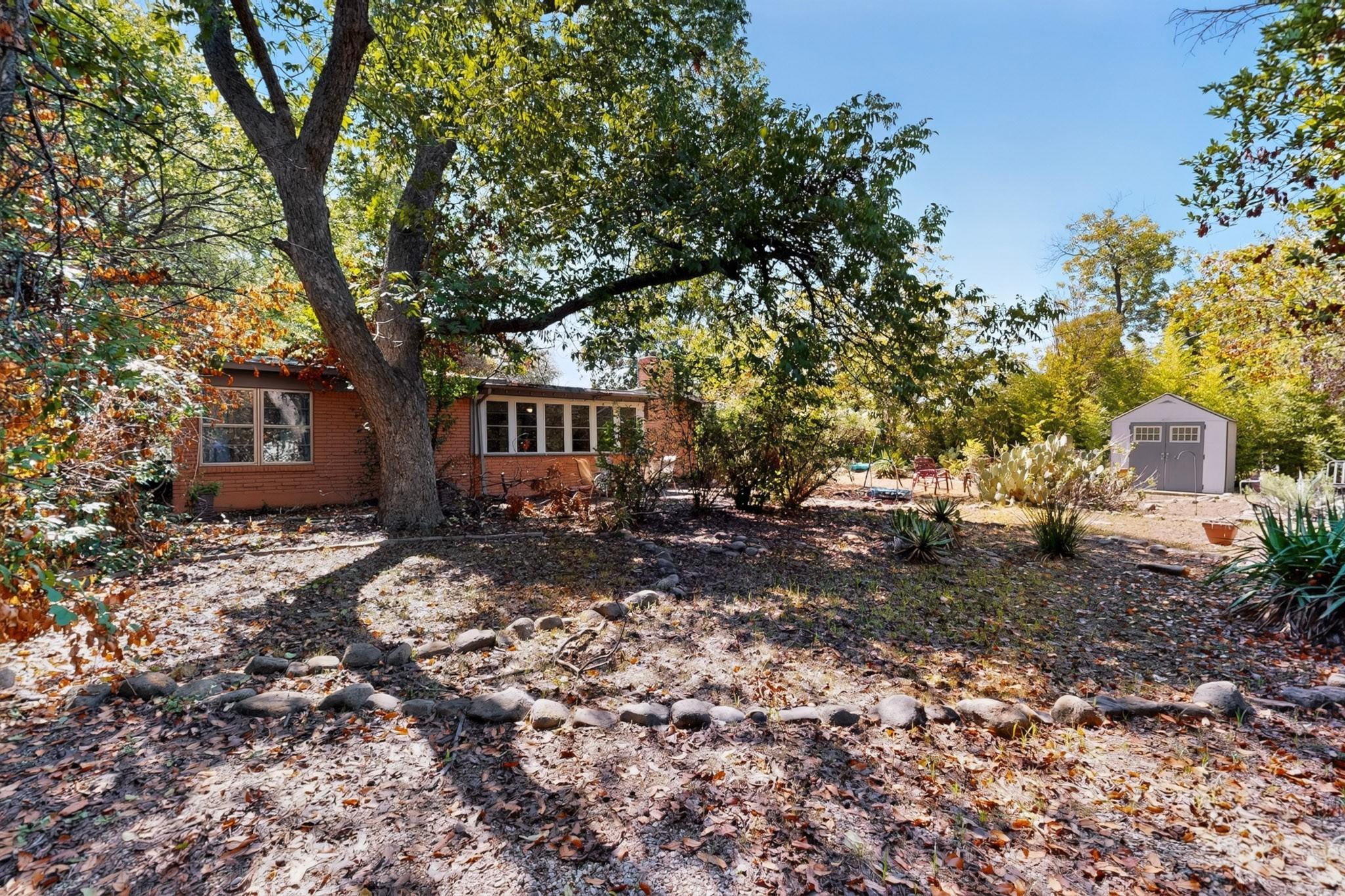 main property photo 35