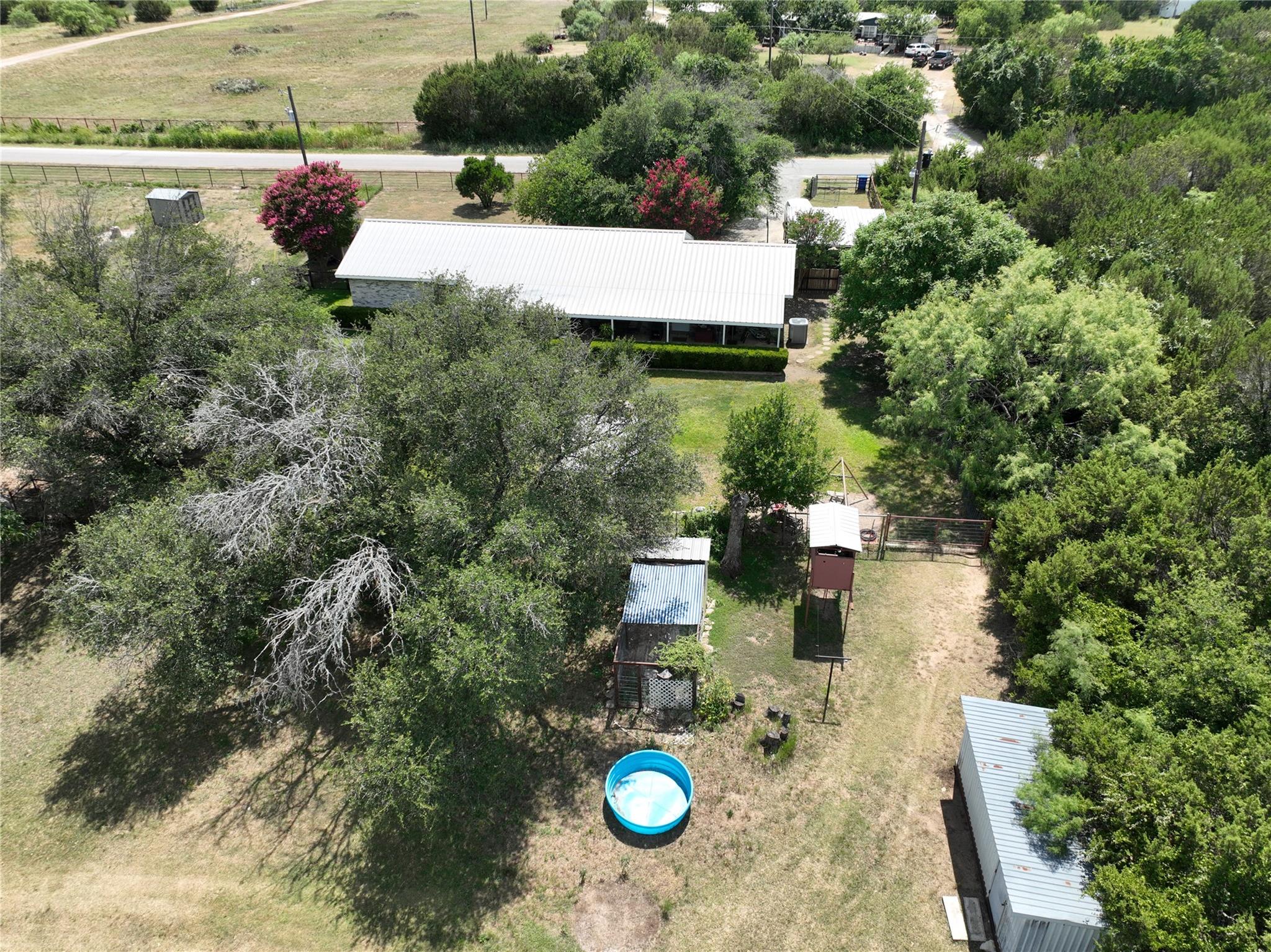 main property photo 12