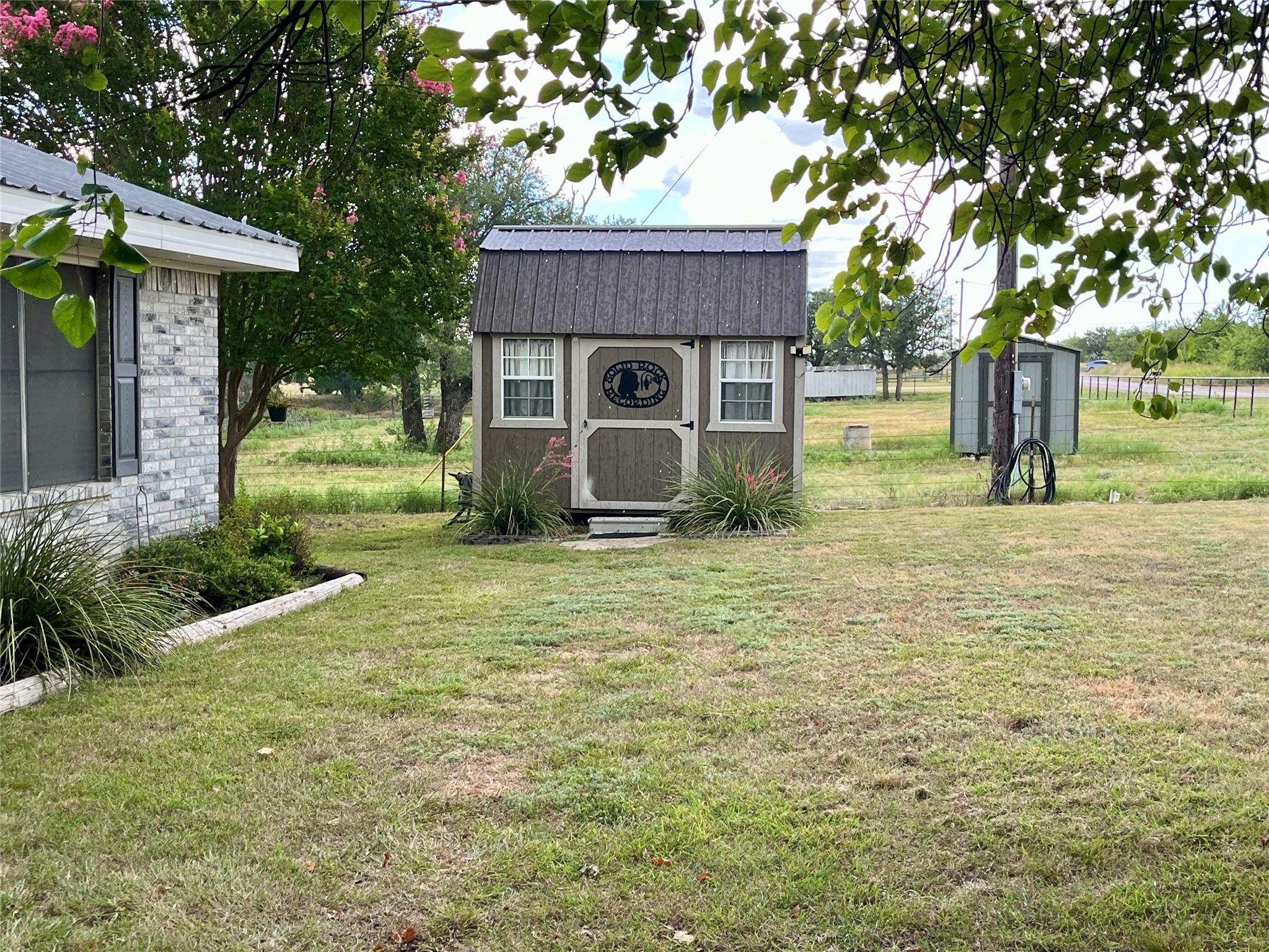 main property photo 27