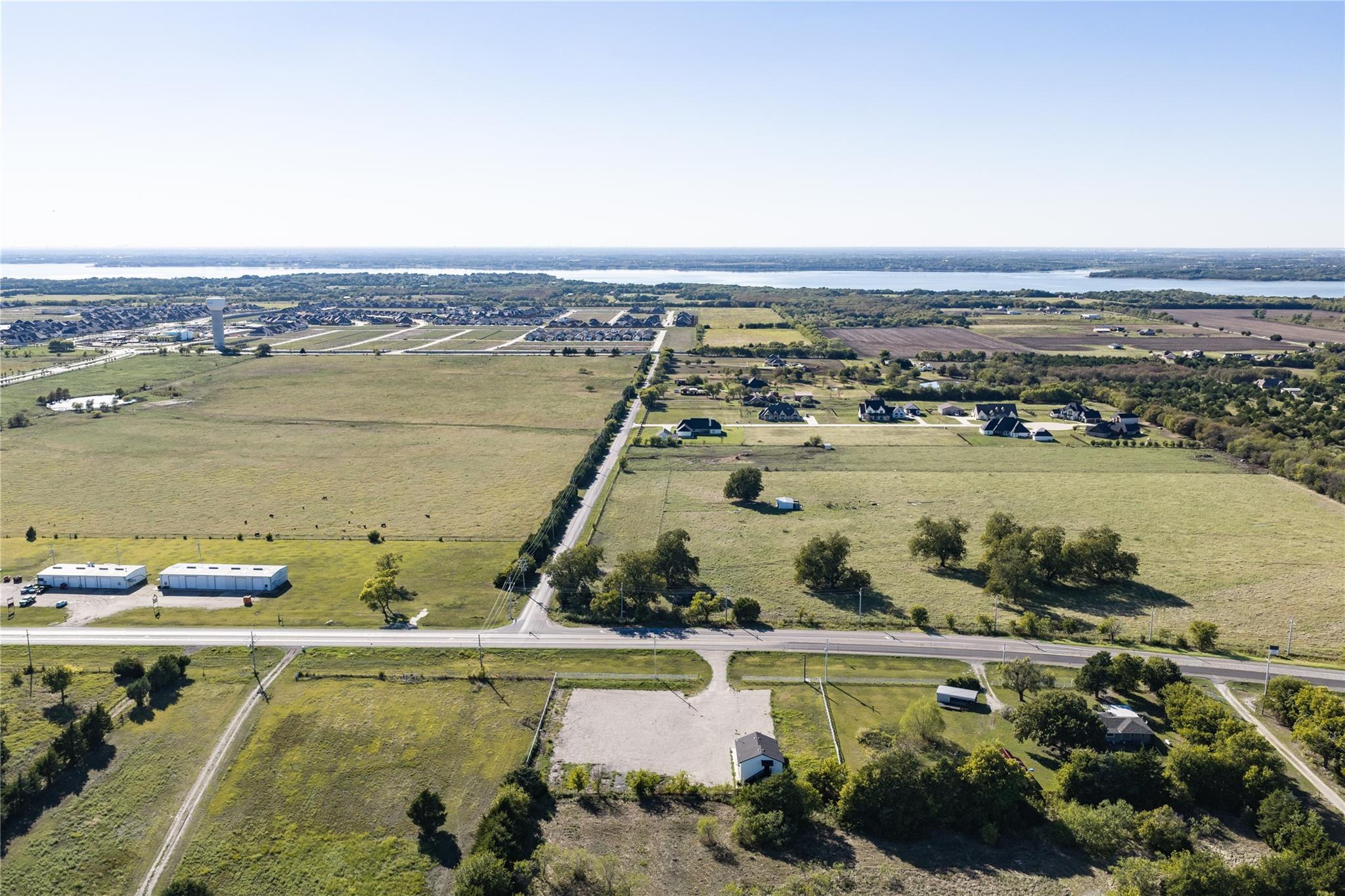 main property photo 11