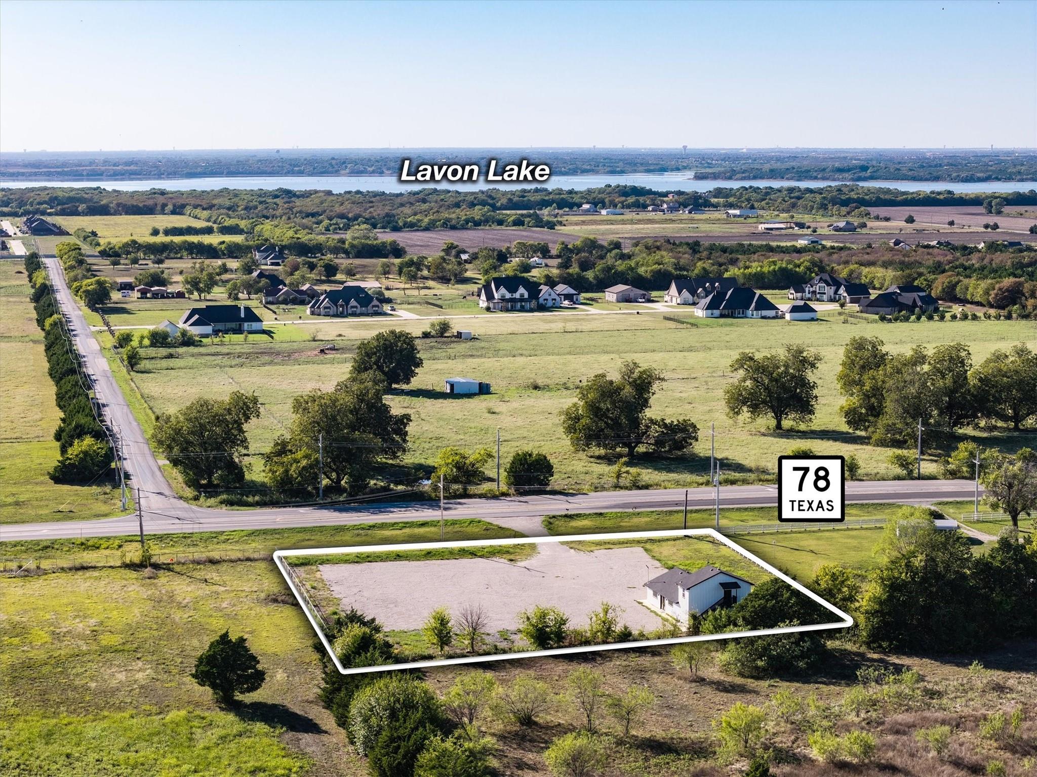 main property photo 14