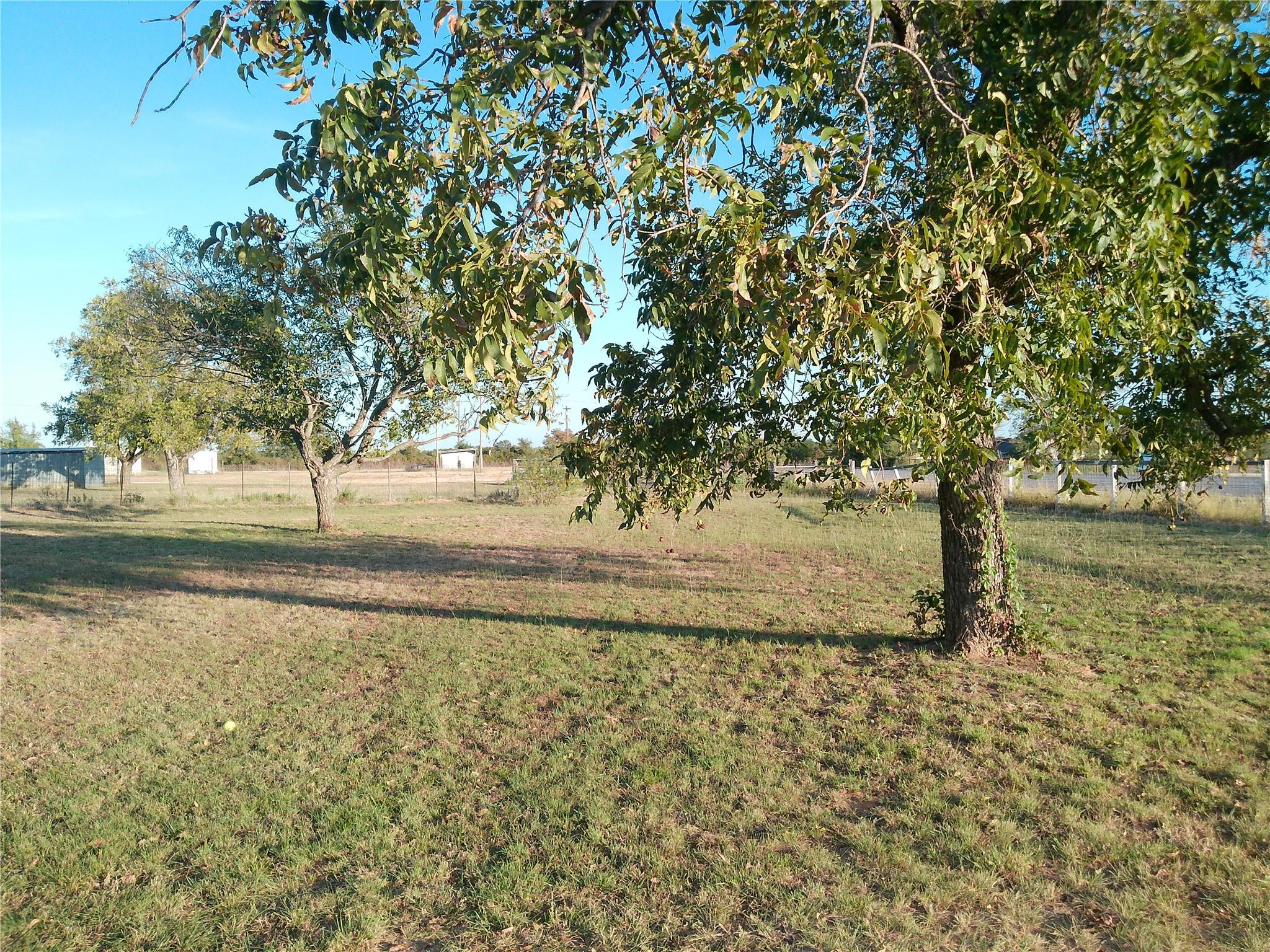 main property photo 10
