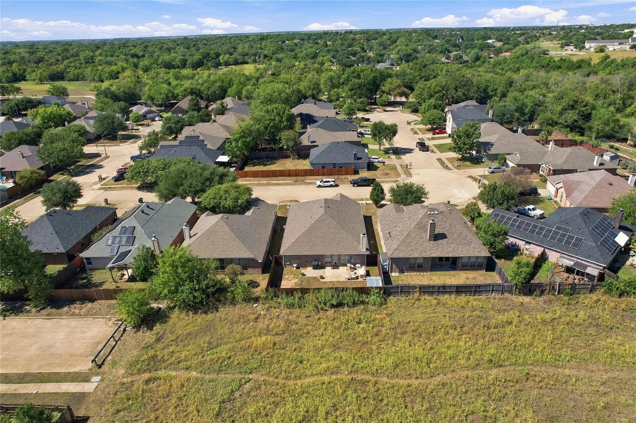 main property photo 33