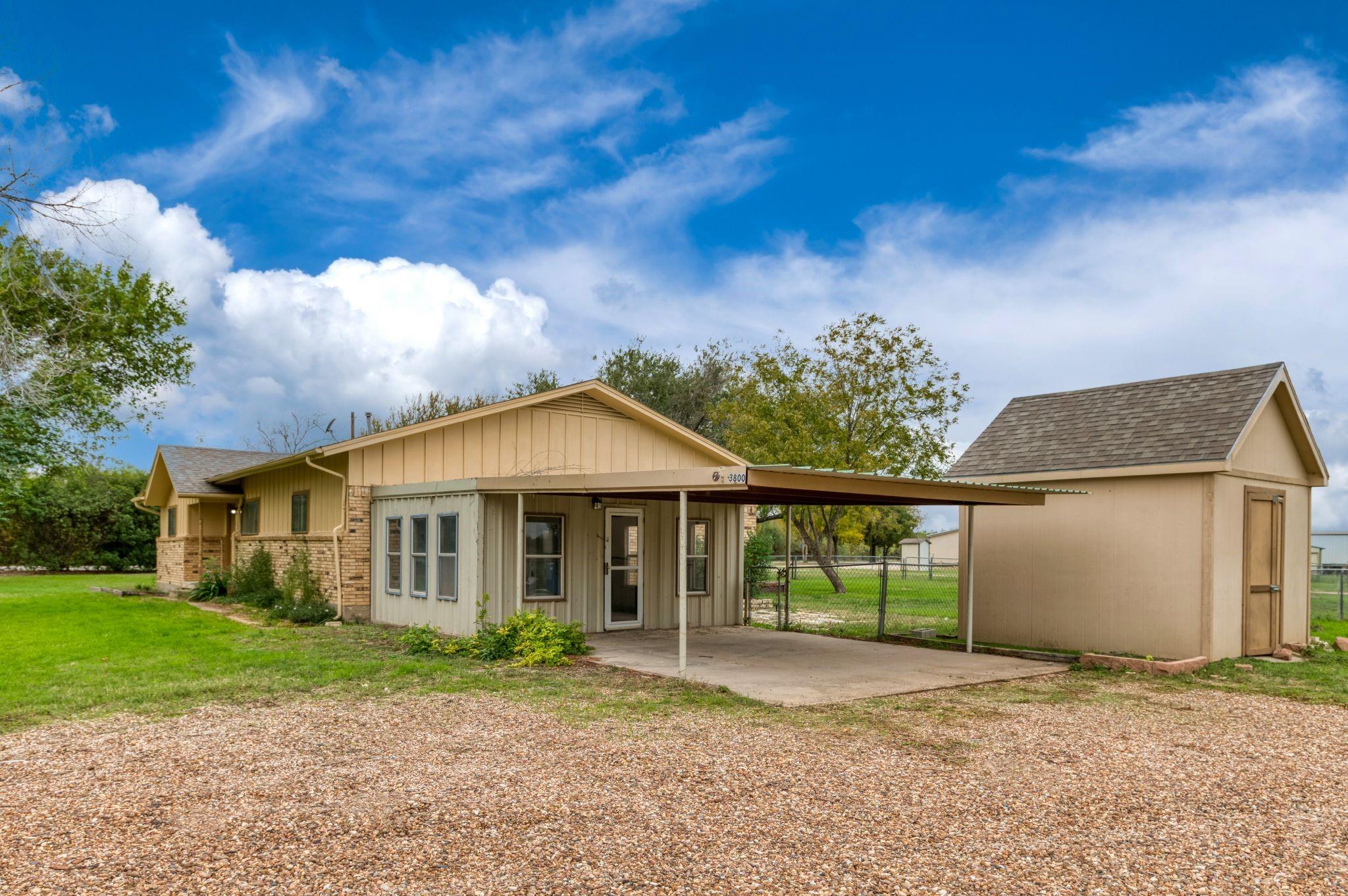 main property photo 29