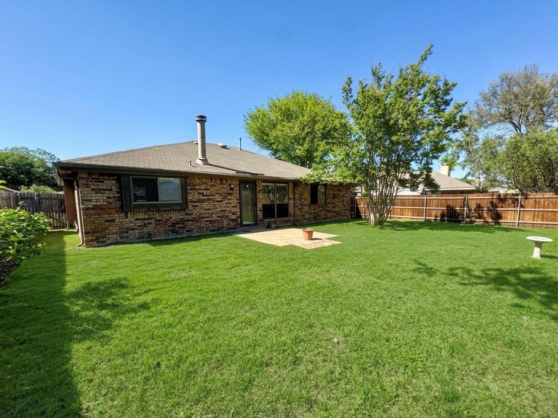main property photo 10