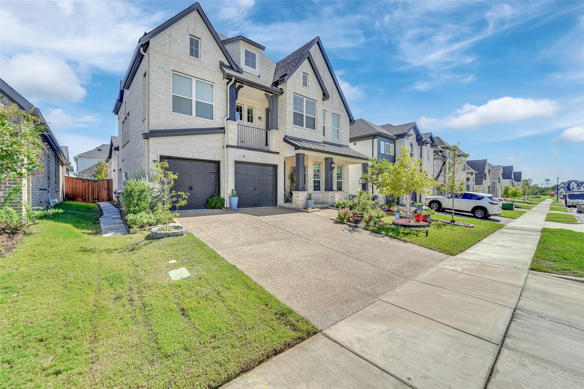 main property photo 3