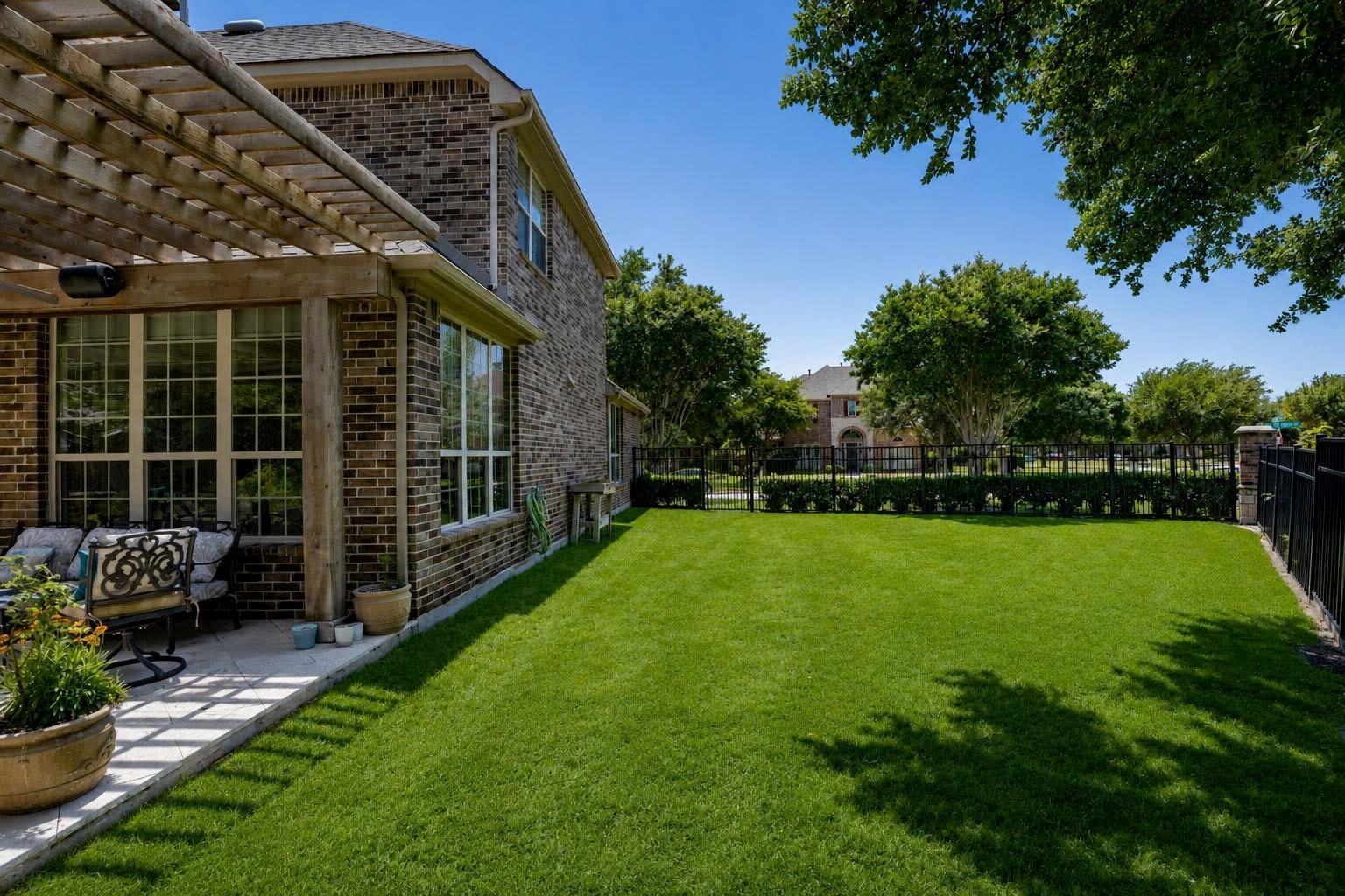 main property photo 36