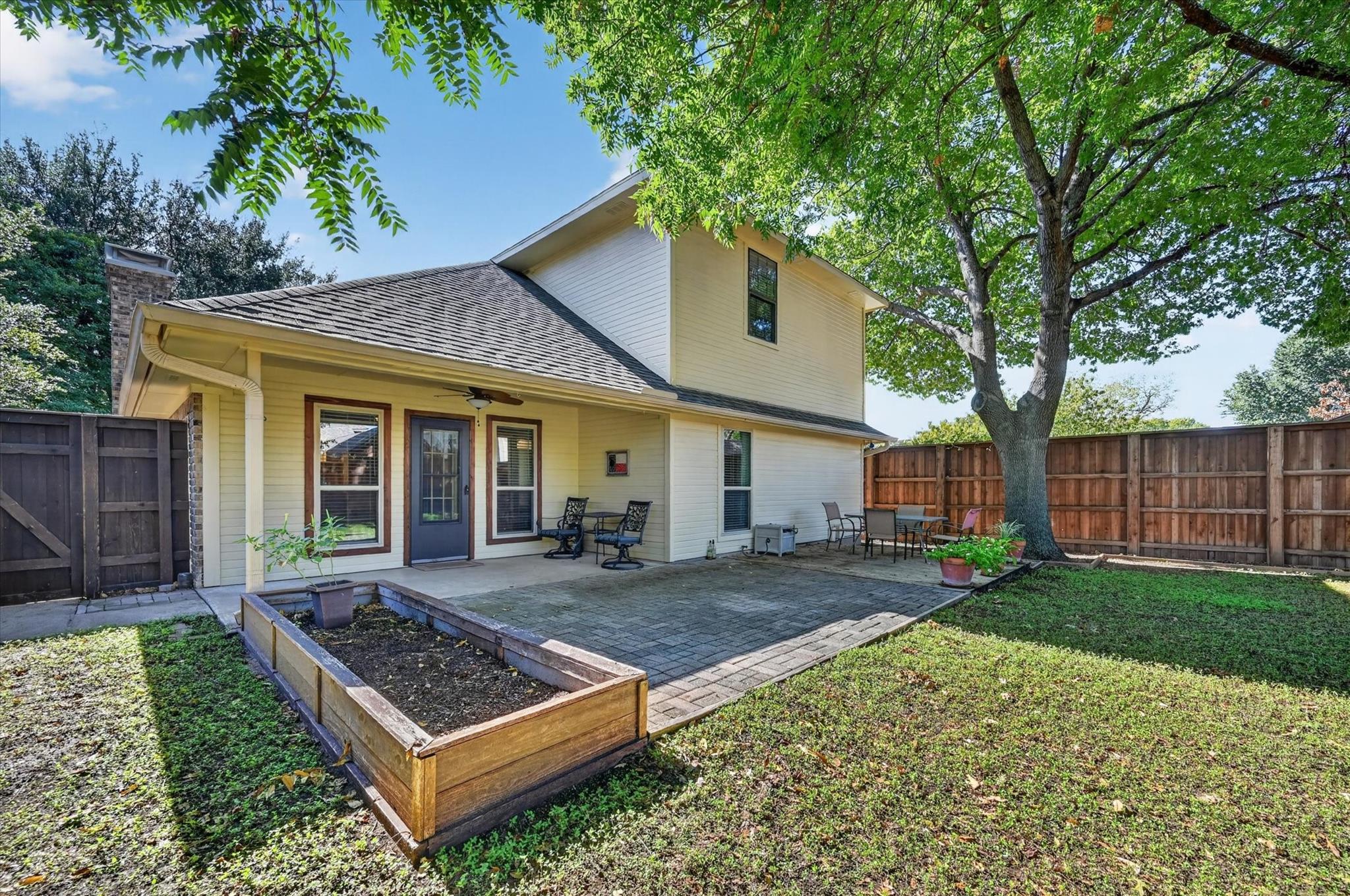 main property photo 31