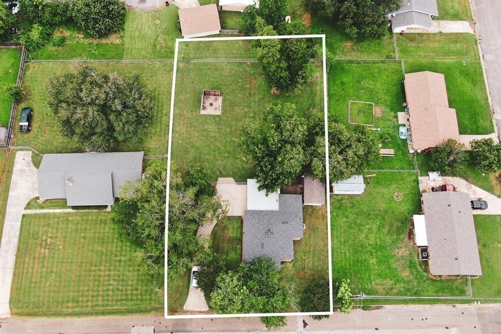 main property photo 28