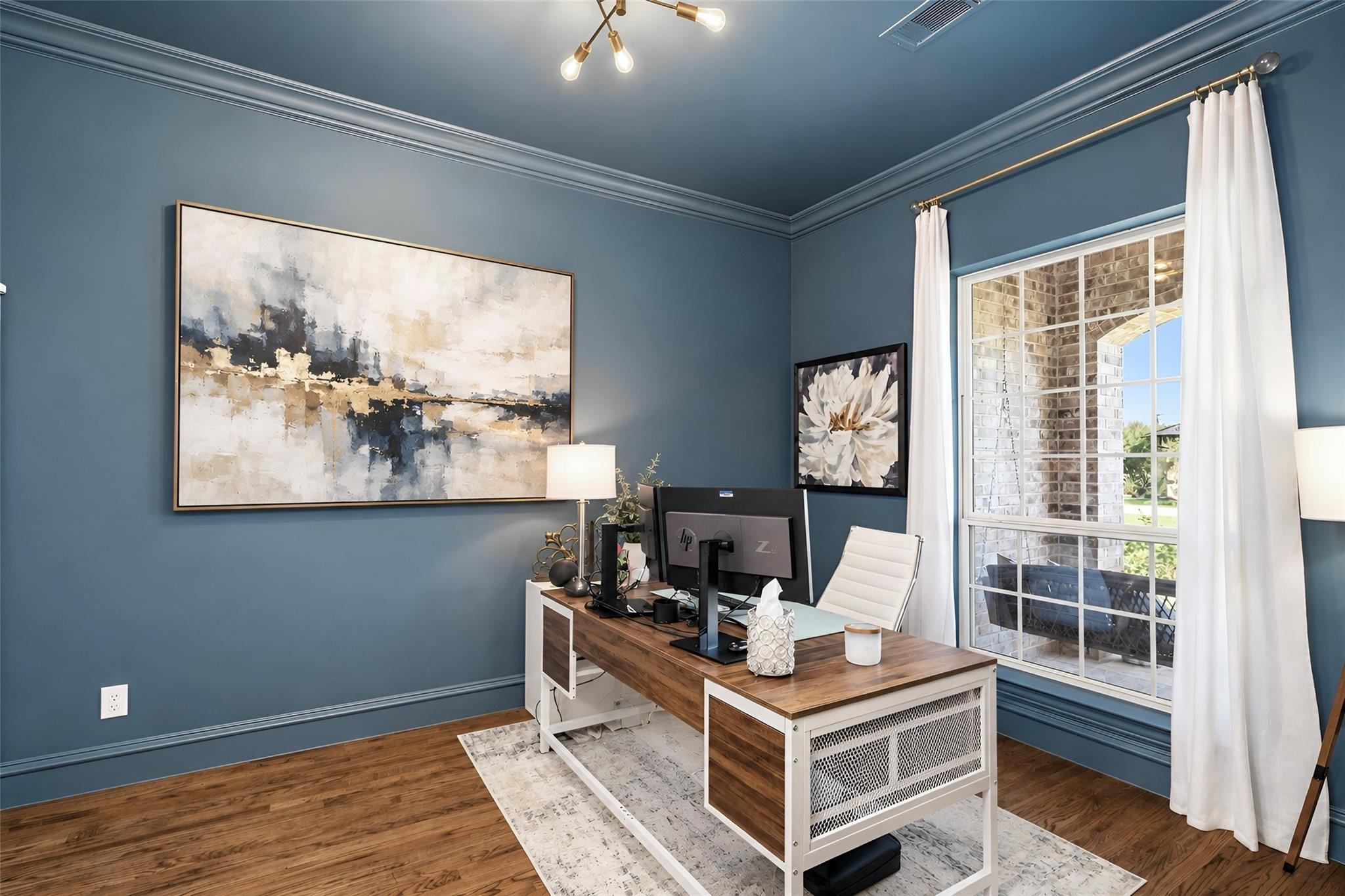 main property photo 6