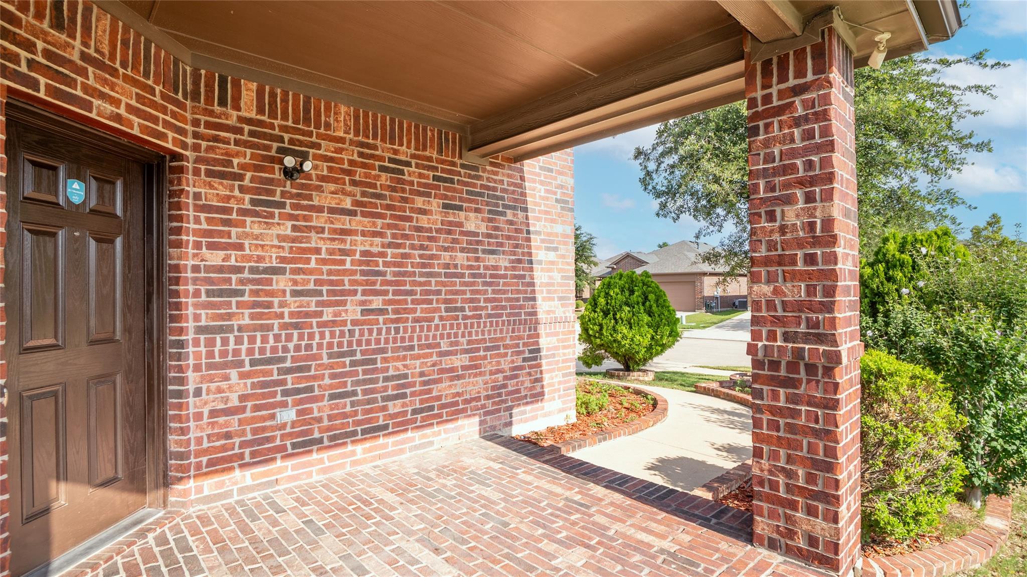 main property photo 6