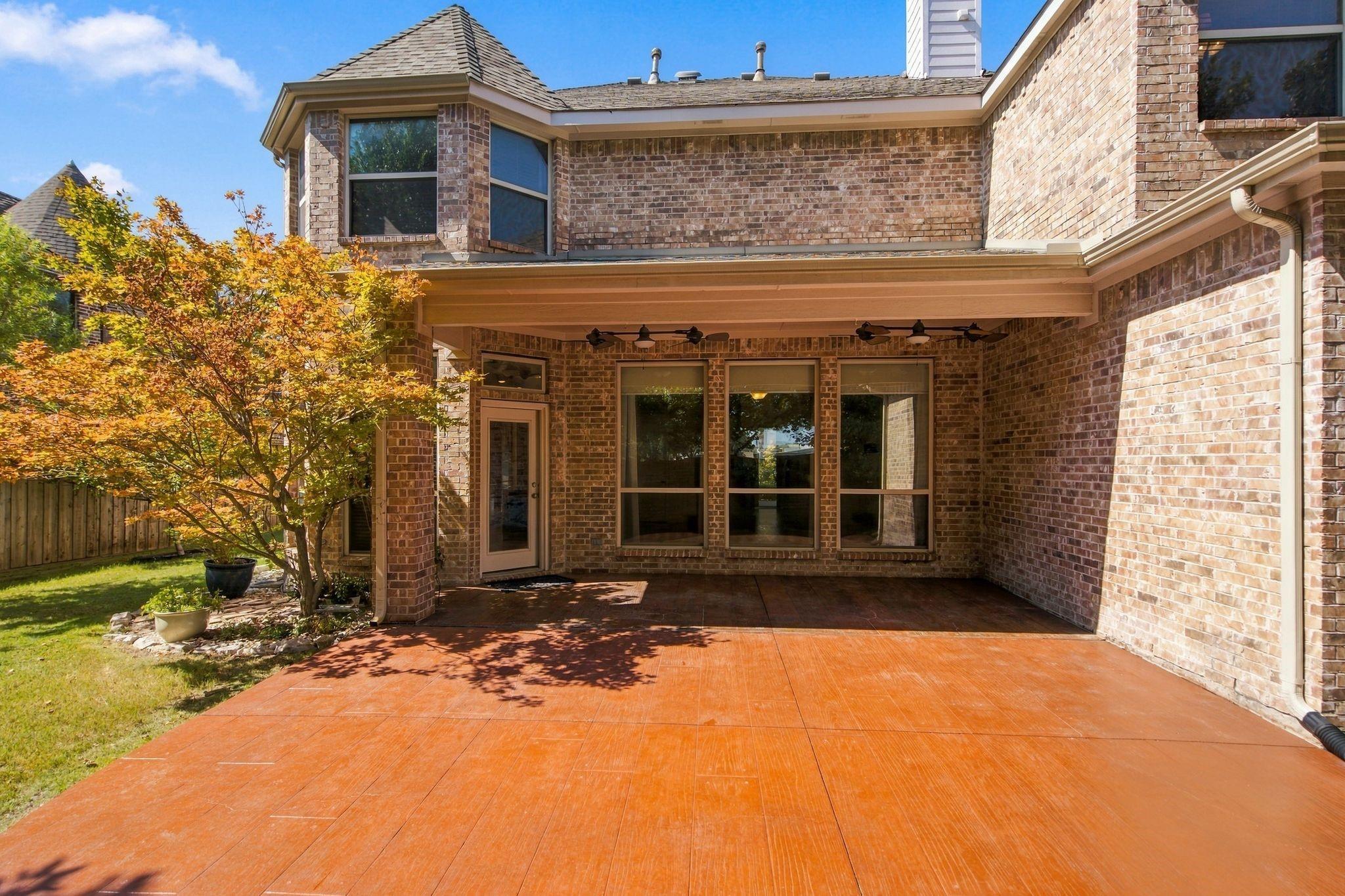 main property photo 37