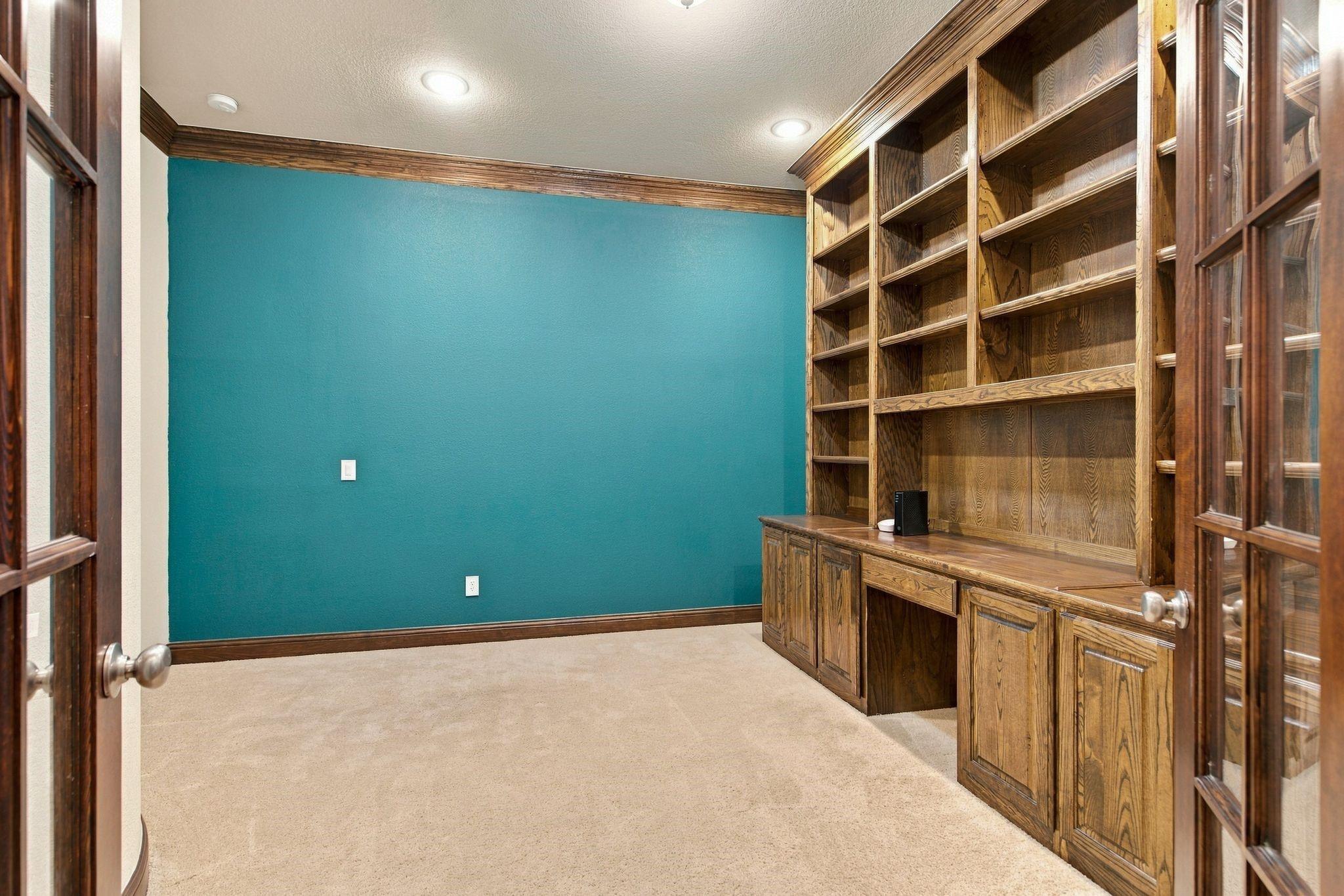main property photo 7
