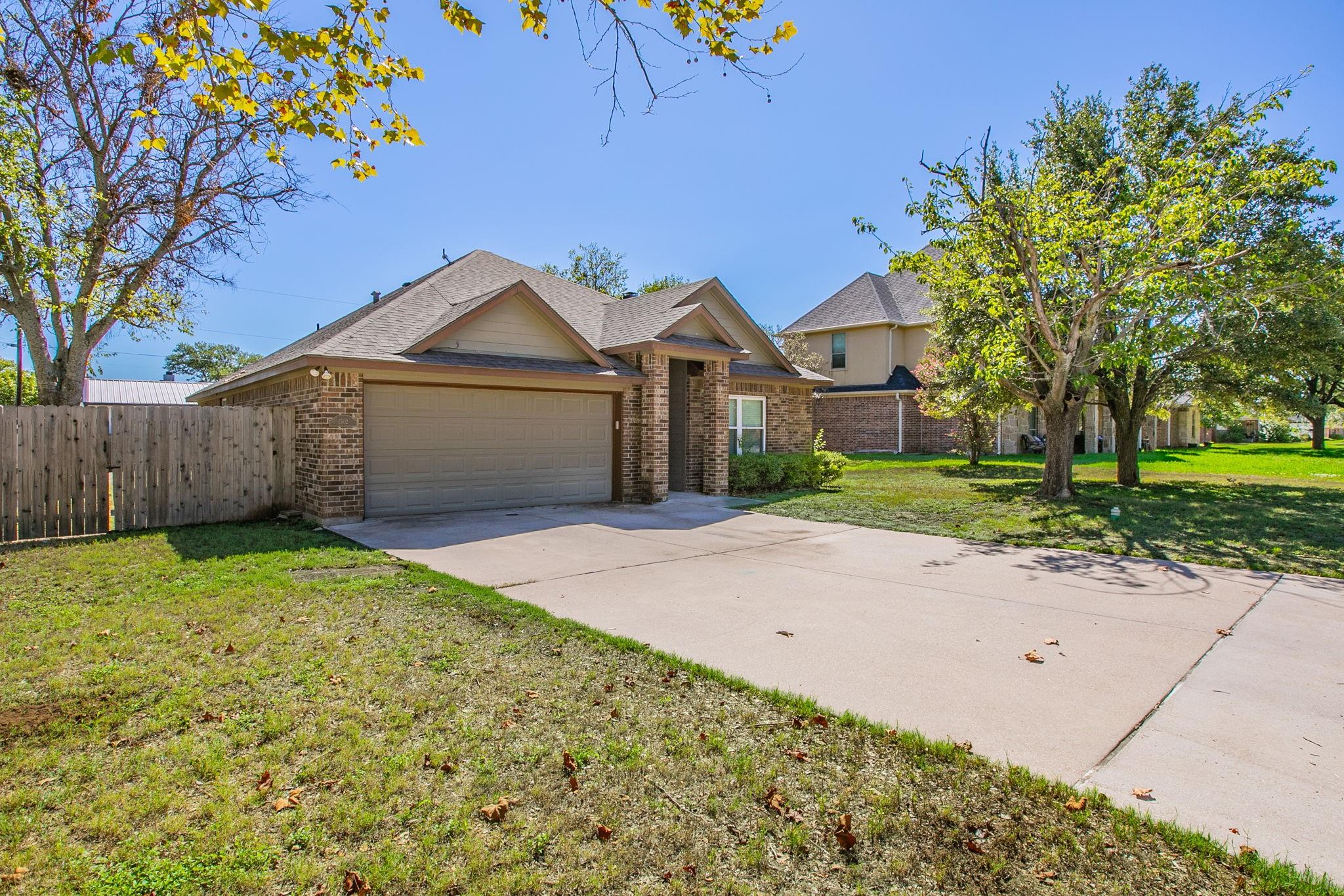 main property photo 1