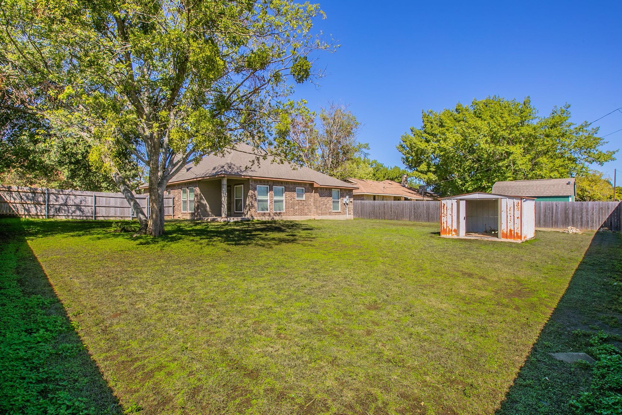 main property photo 21