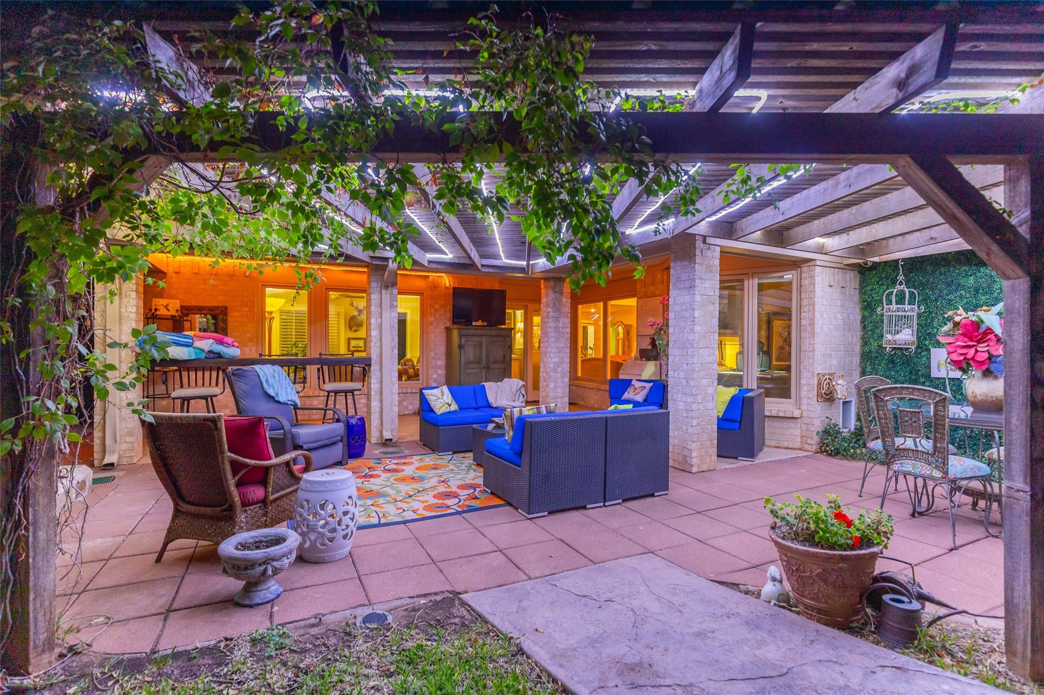 main property photo 29