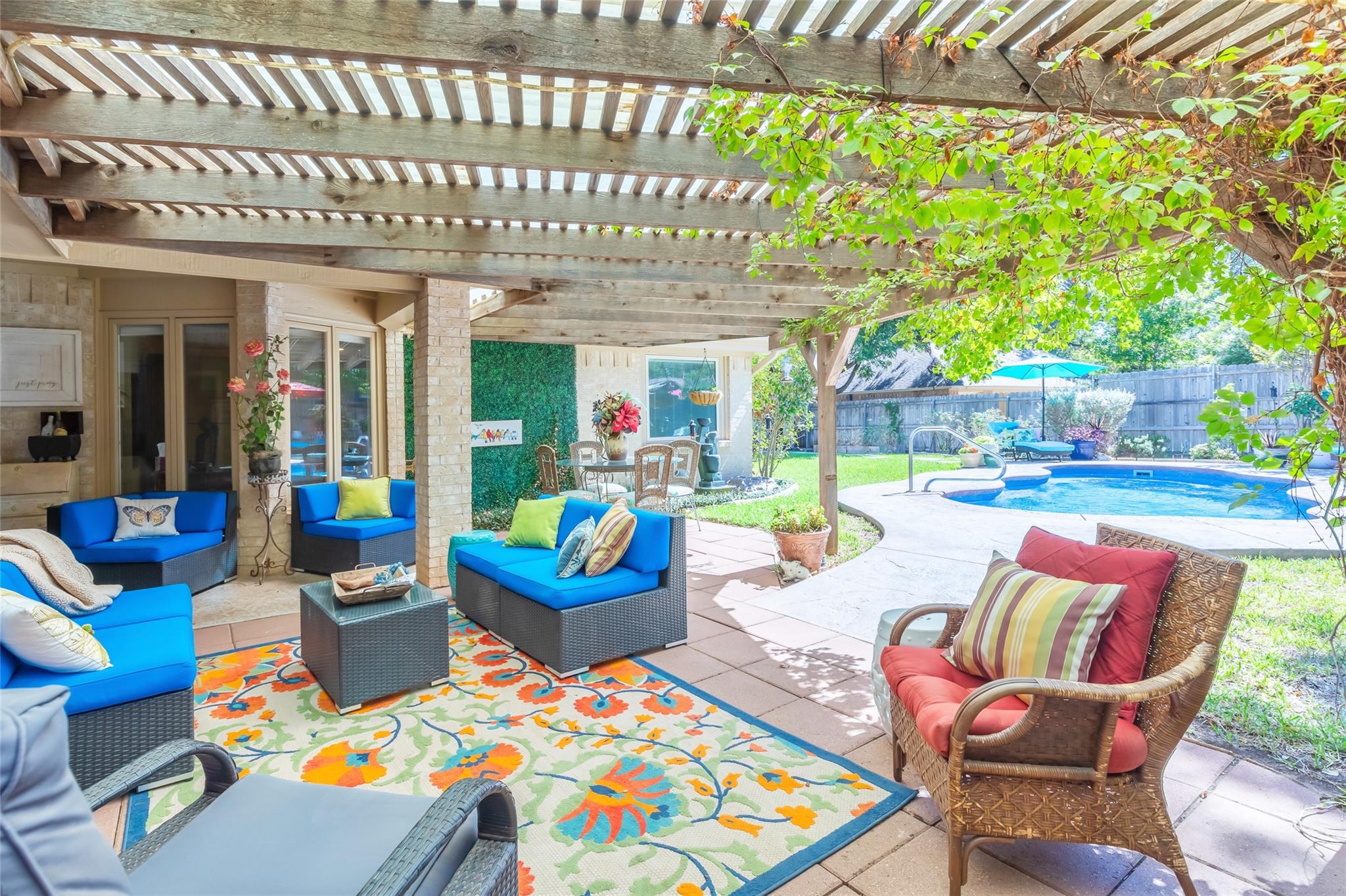 main property photo 36