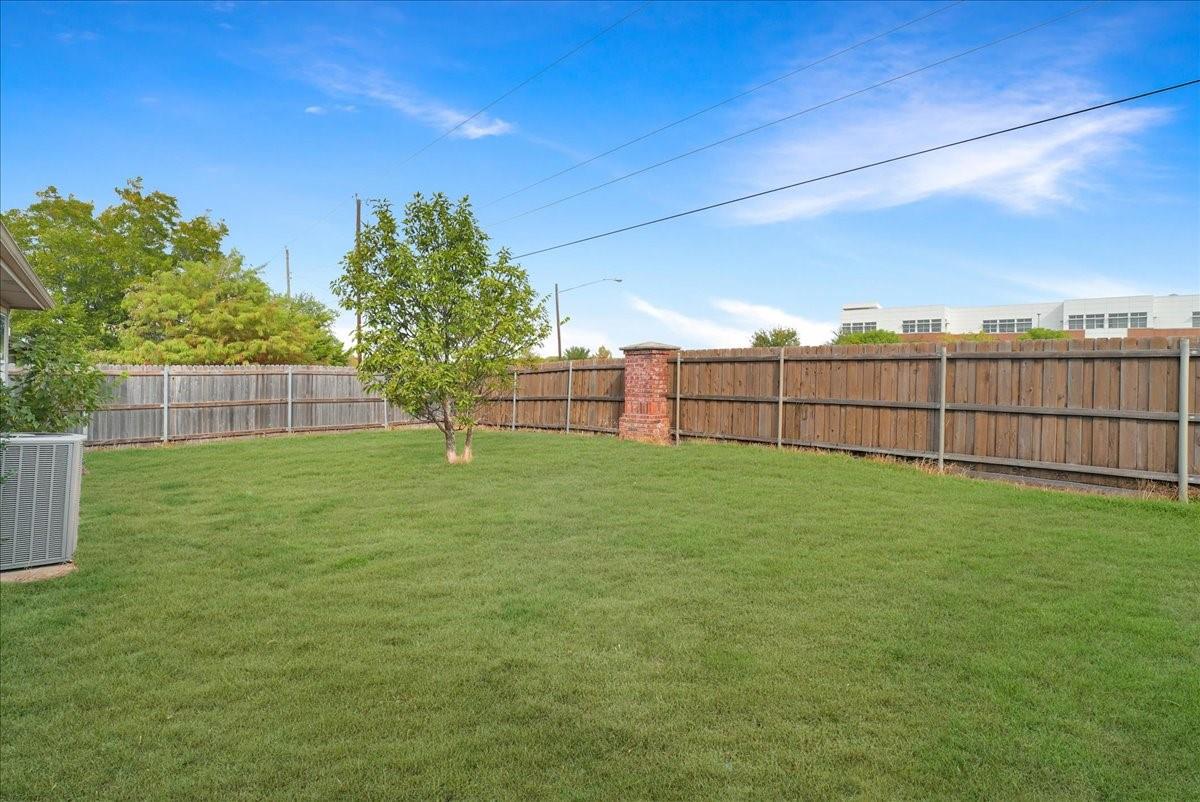 main property photo 22