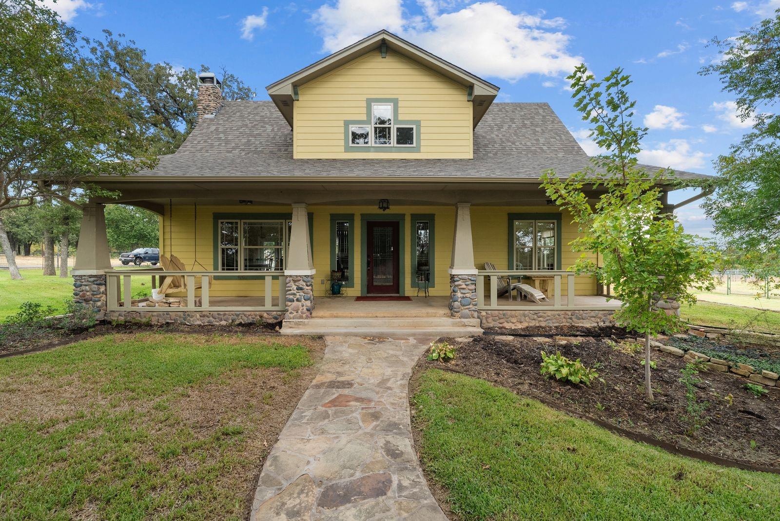 main property photo 2