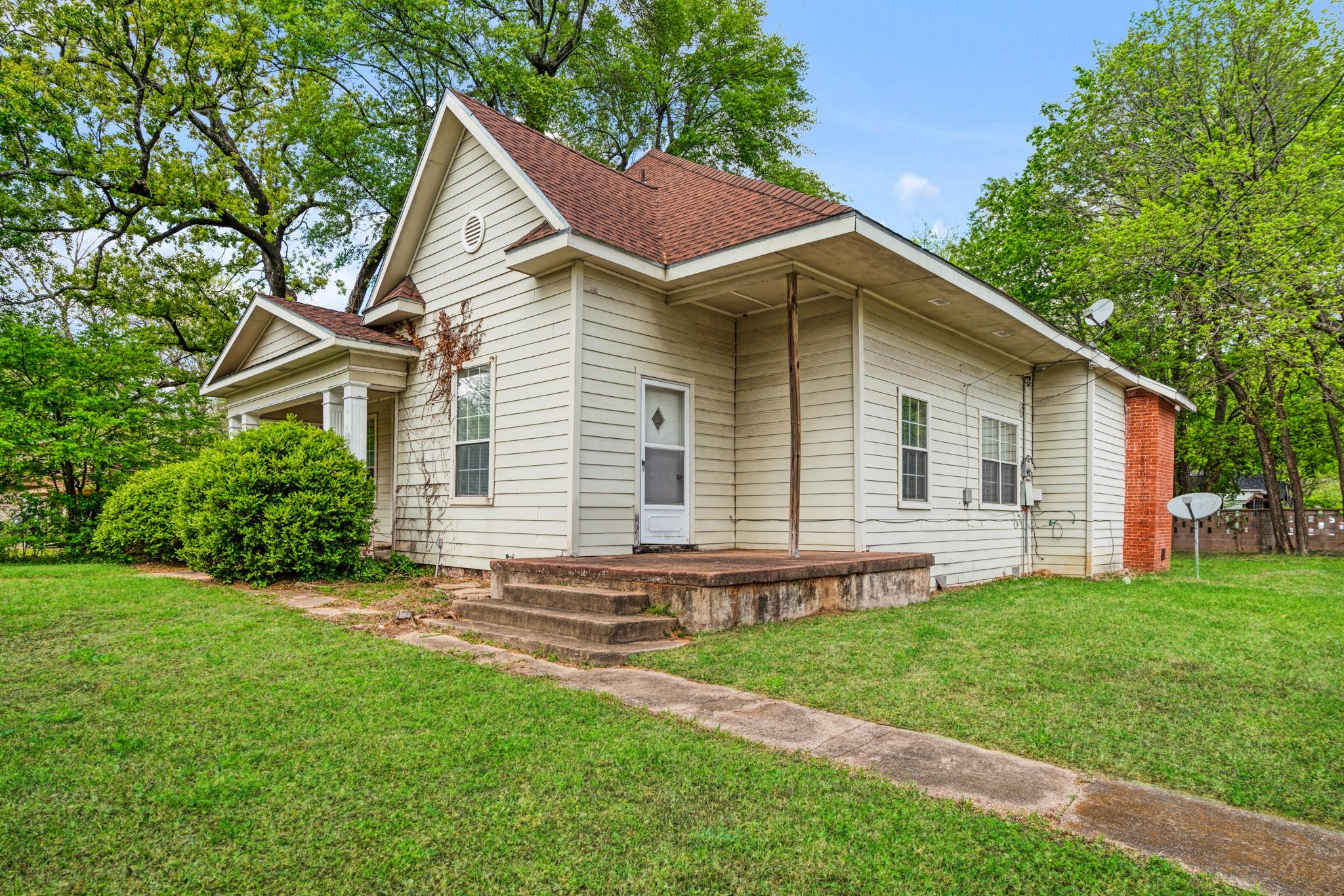 main property photo 21
