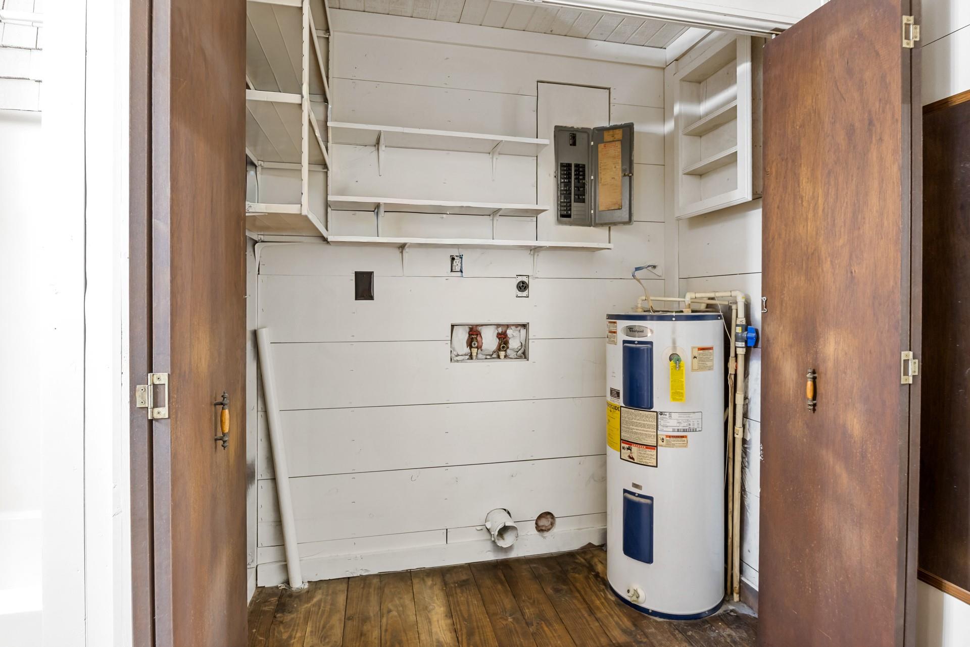 main property photo 18