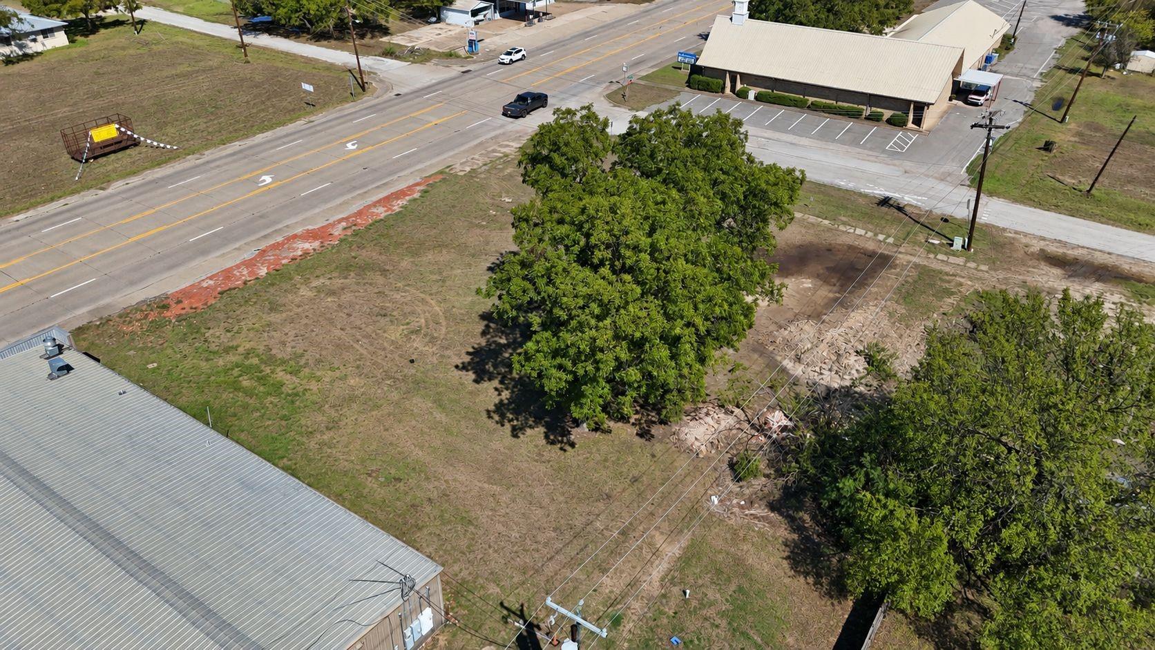 main property photo 10