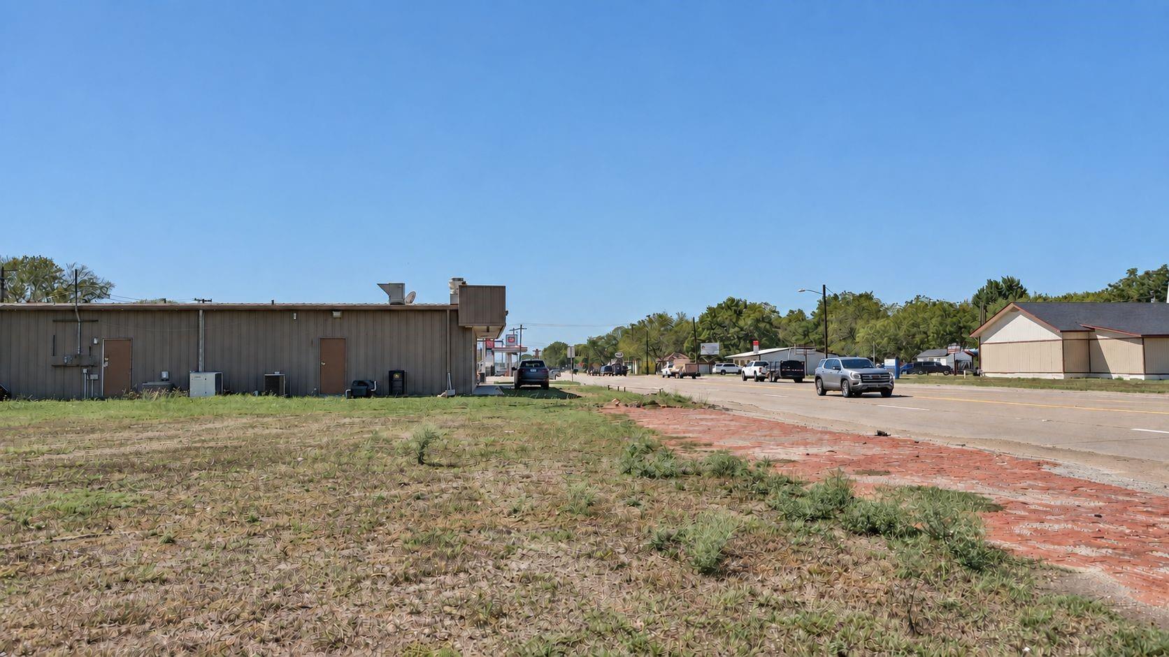 main property photo 15