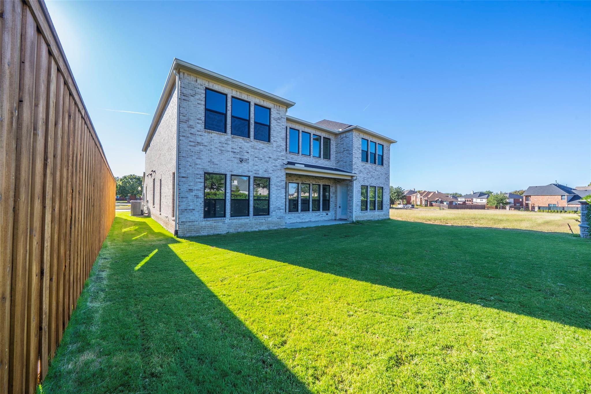 main property photo 38