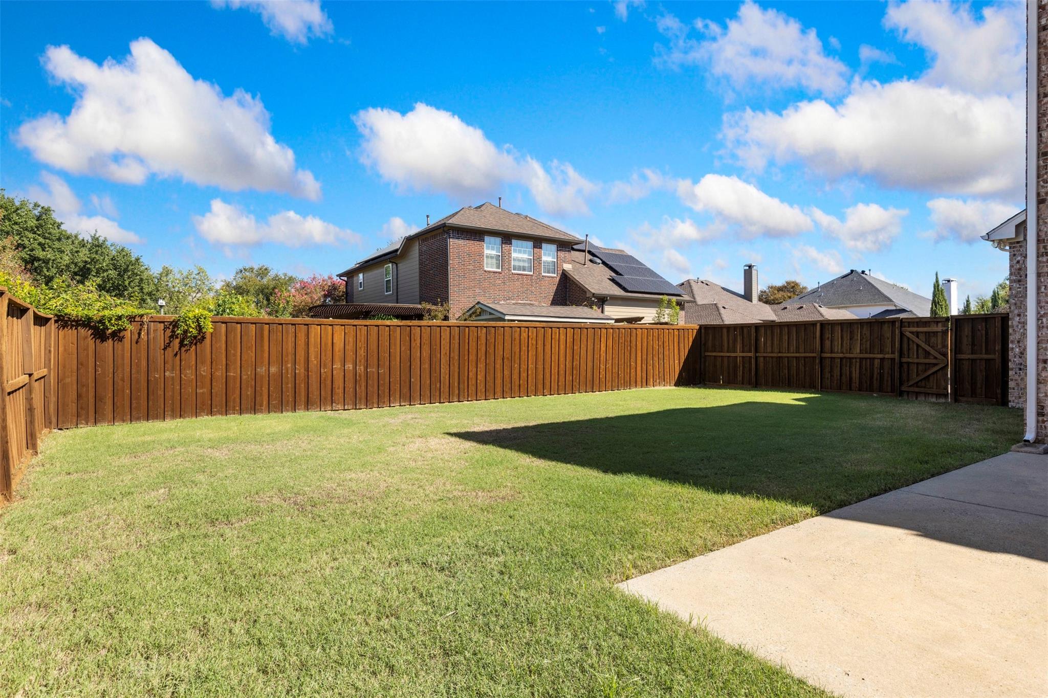 main property photo 31