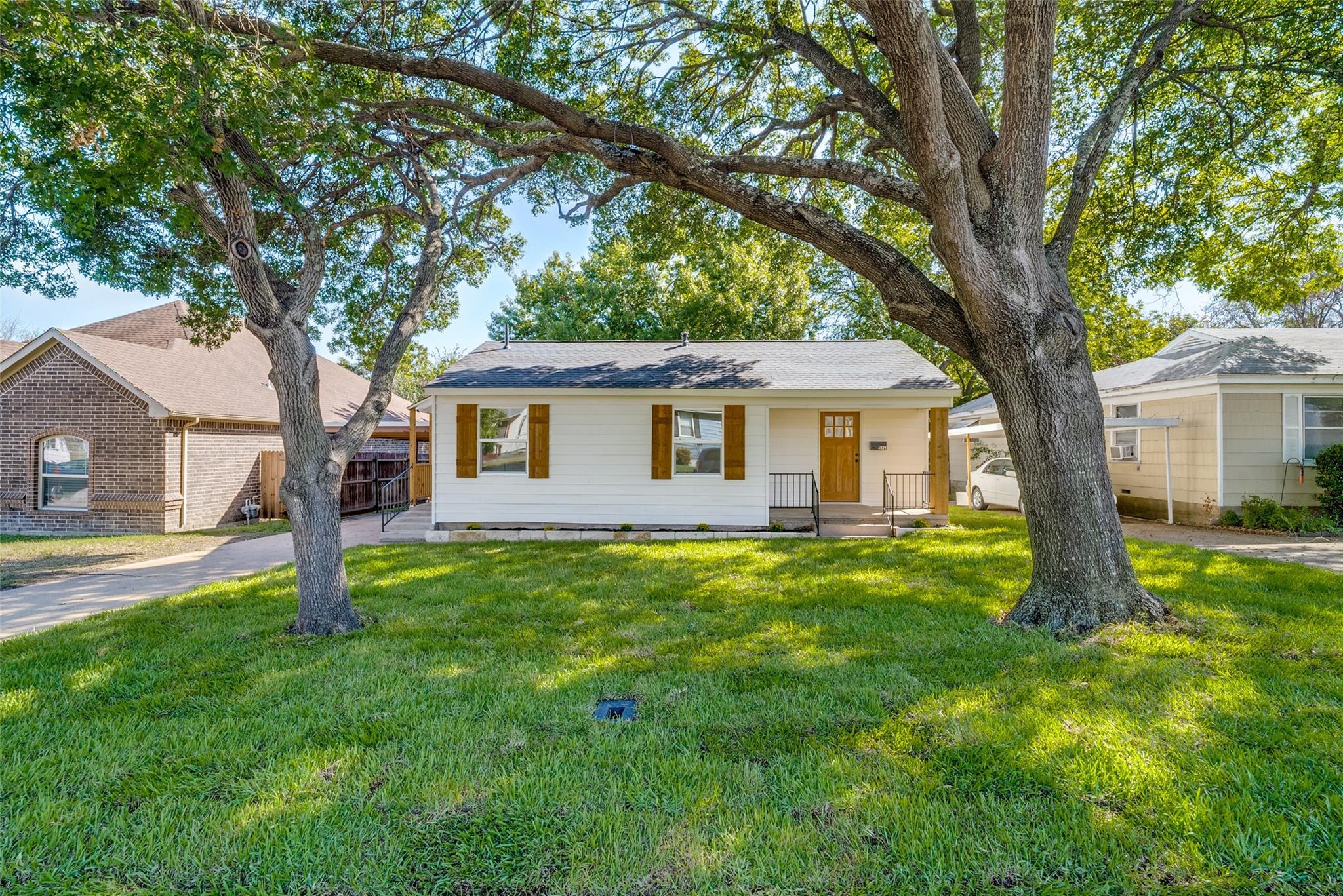 main property photo 1