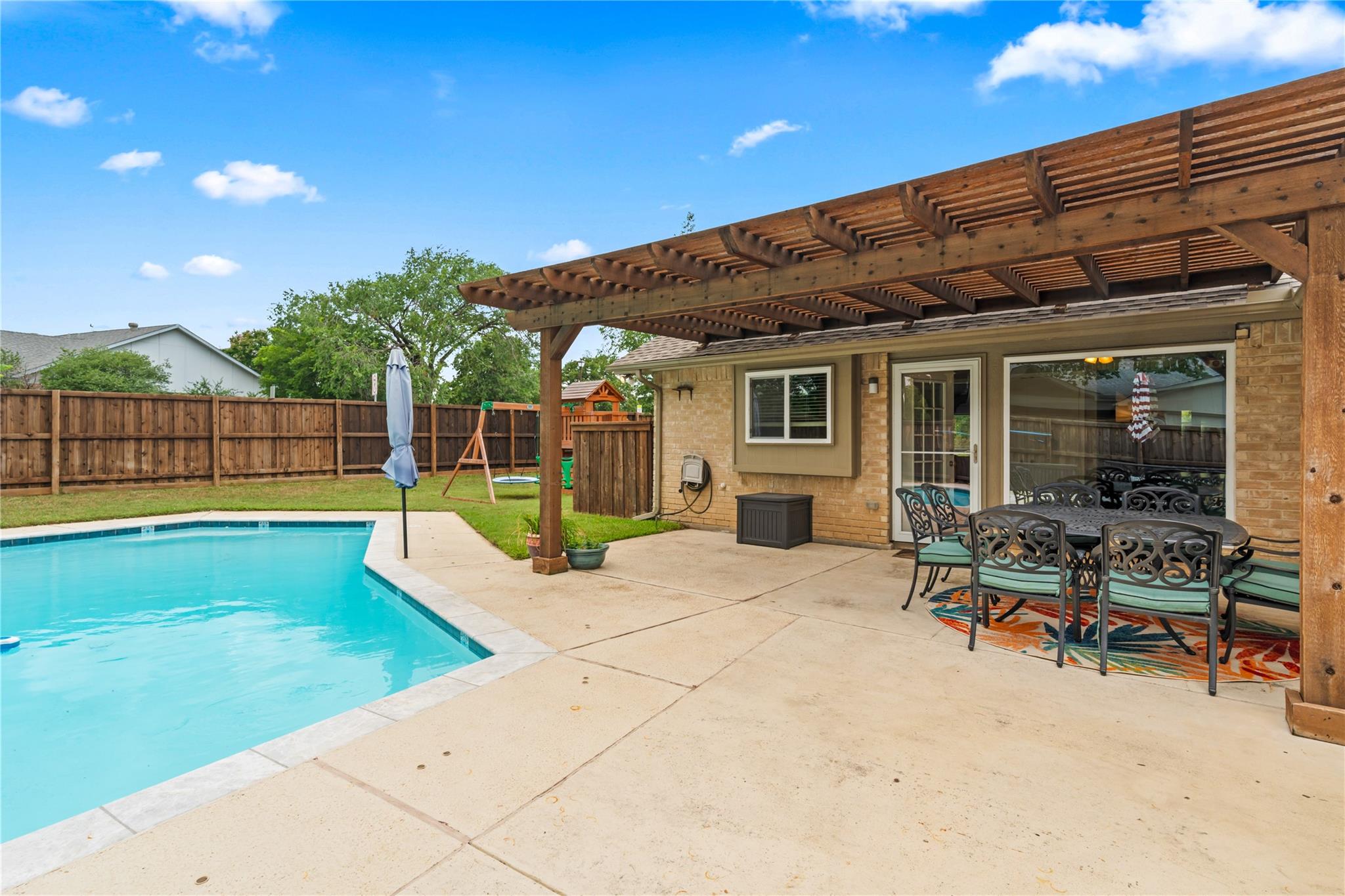 main property photo 26