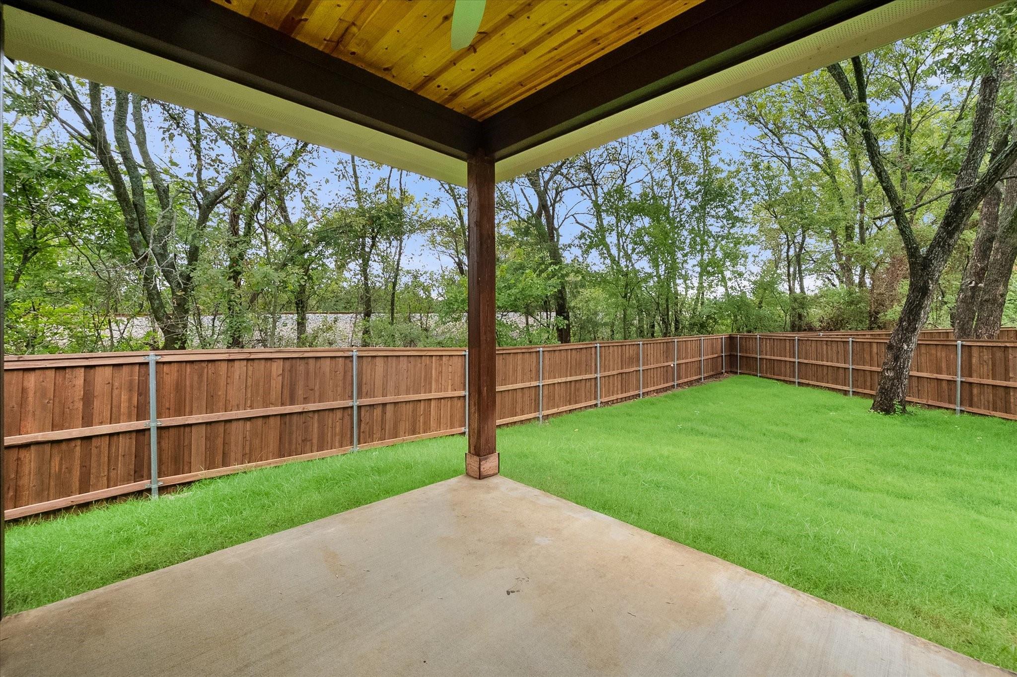 main property photo 19