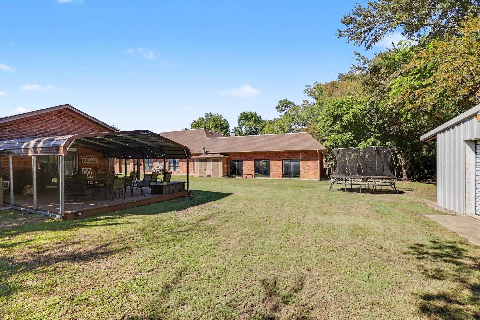main property photo 32