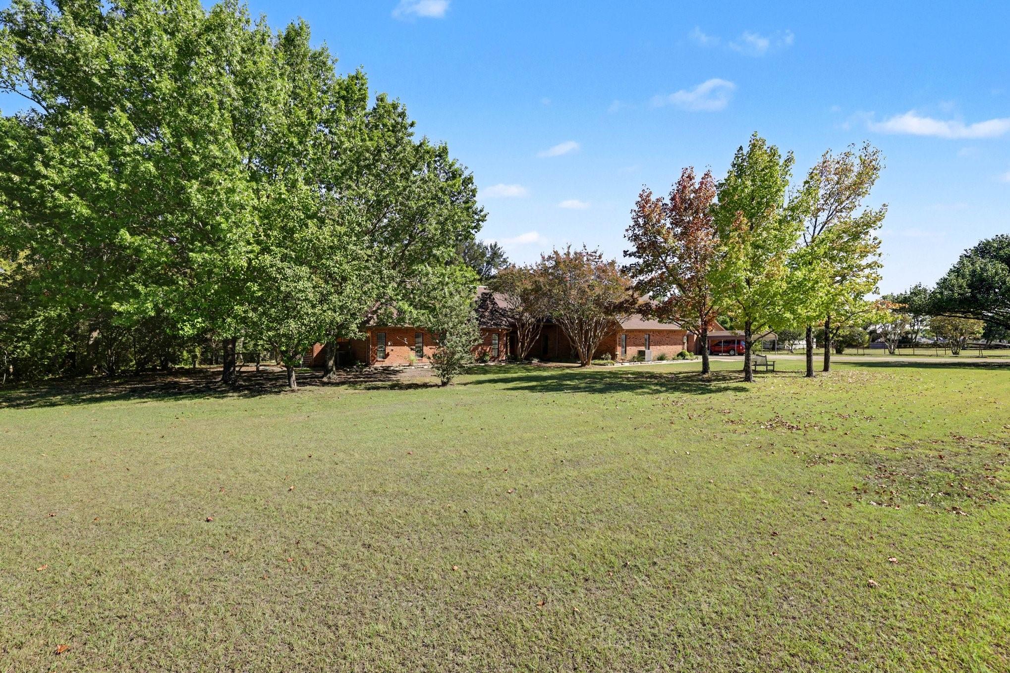 main property photo 34
