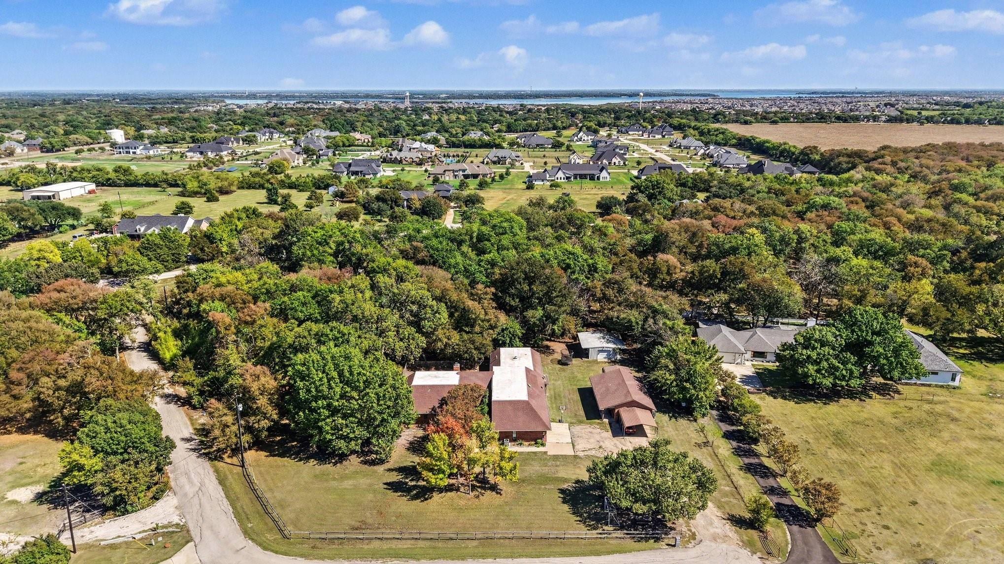 main property photo 38