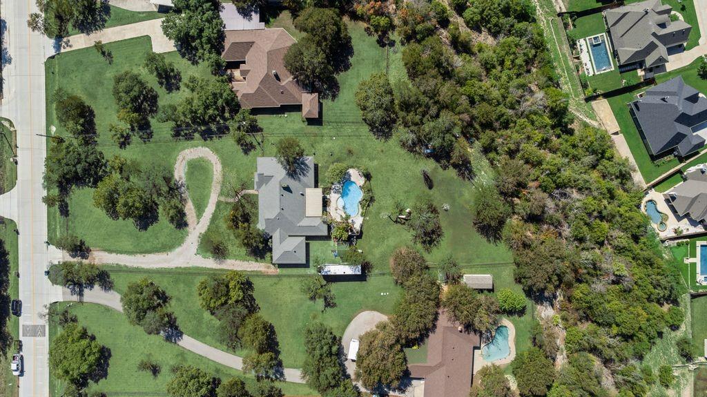 main property photo 21