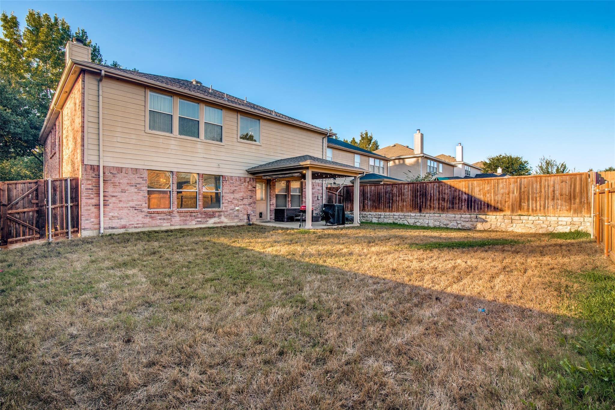 main property photo 31