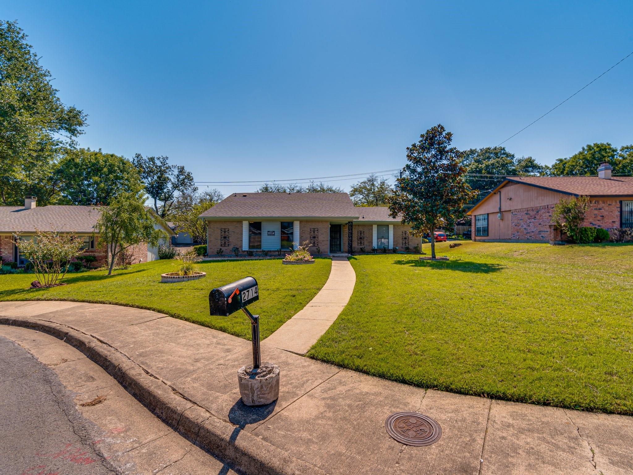 main property photo 34