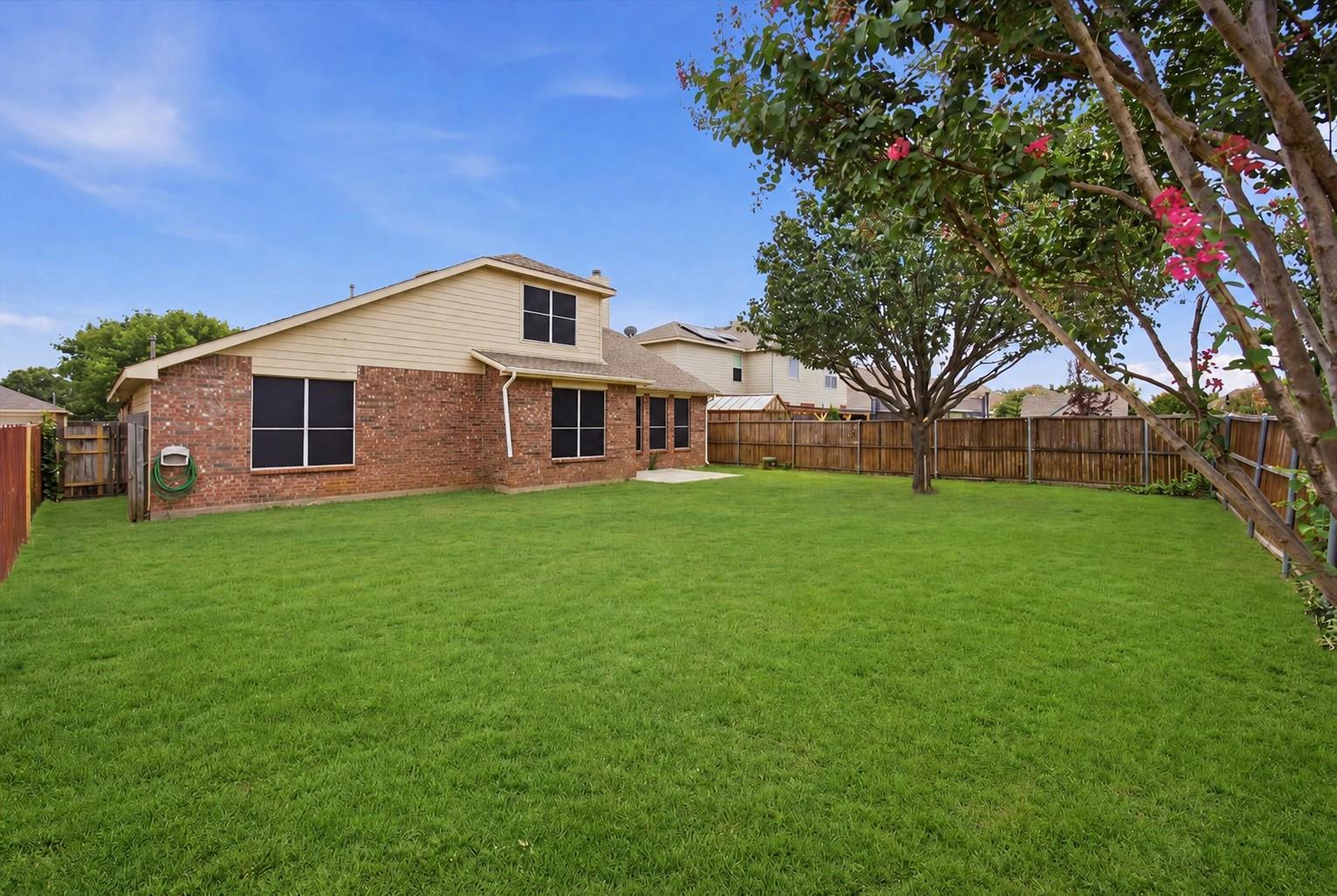 main property photo 15