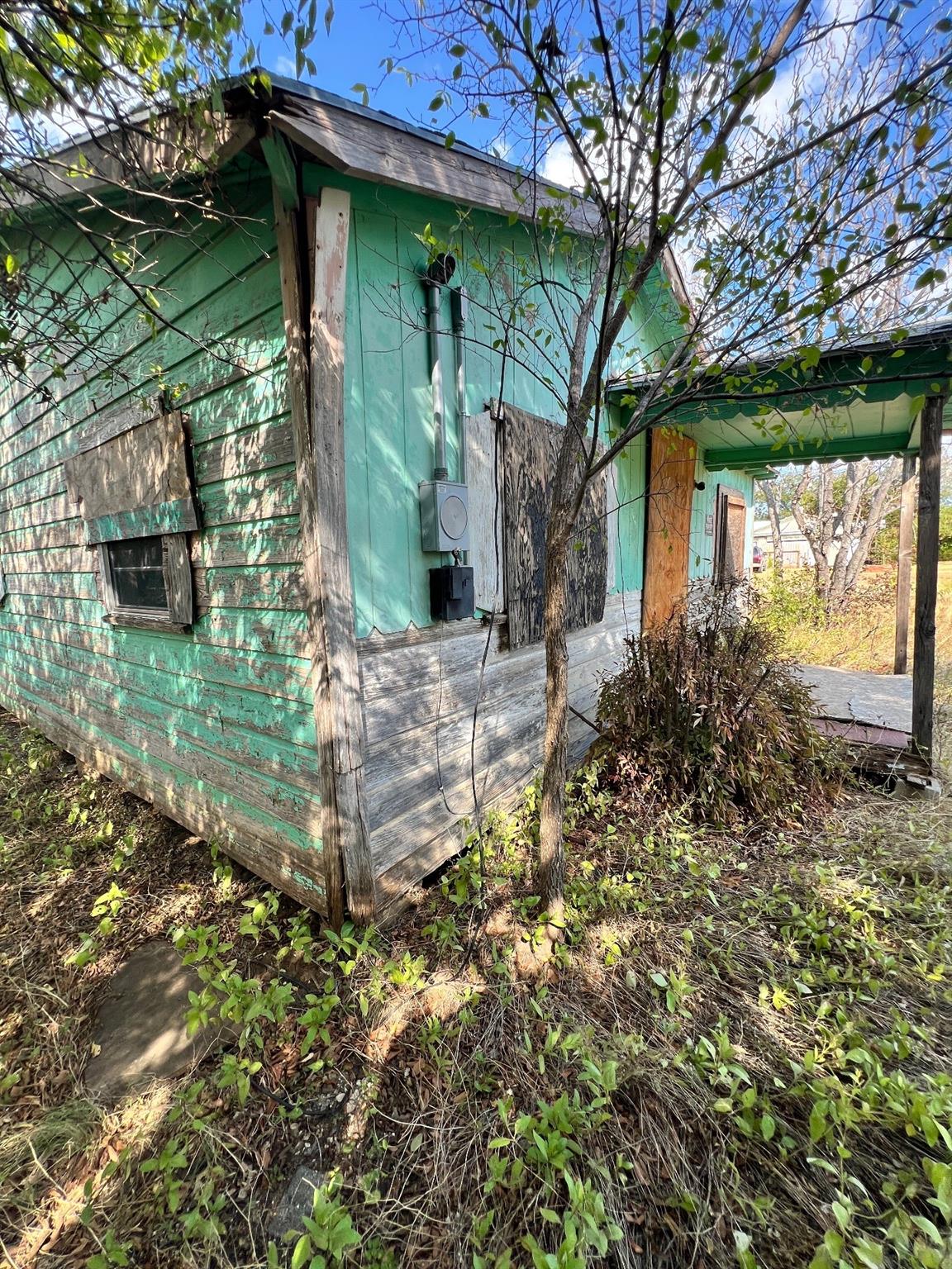 main property photo 8
