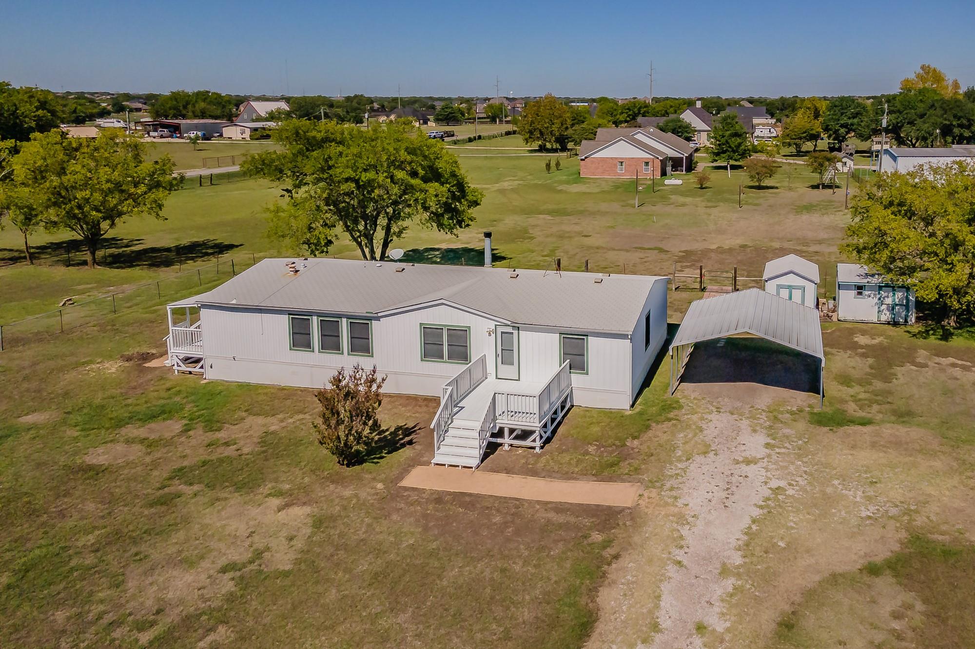 main property photo 31