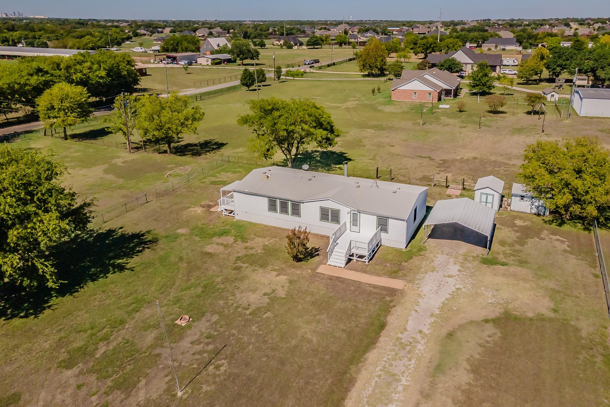 main property photo 32
