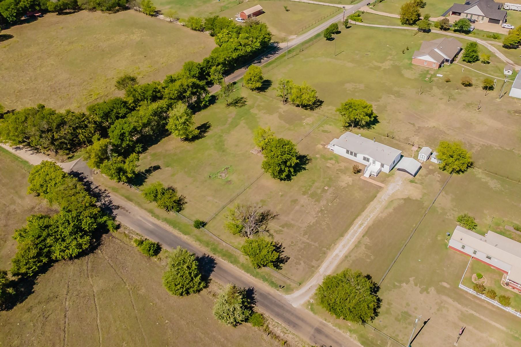 main property photo 34