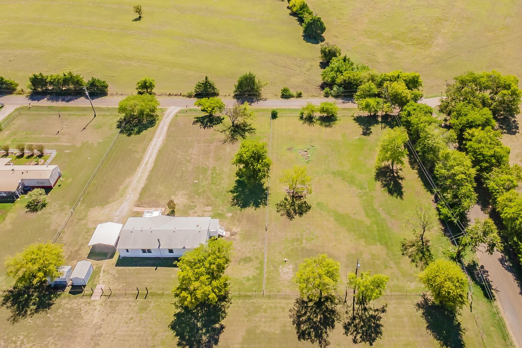 main property photo 35