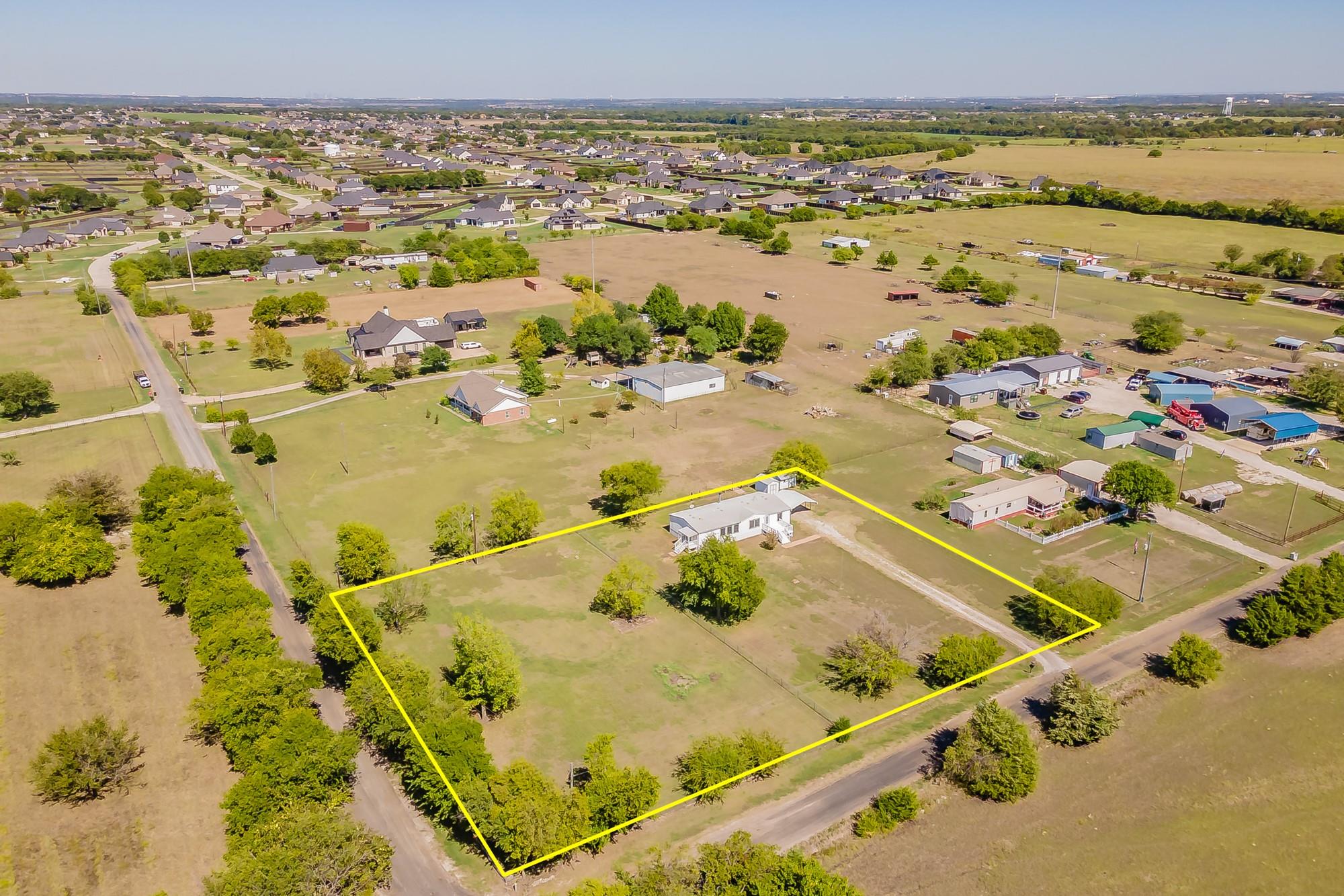 main property photo 37