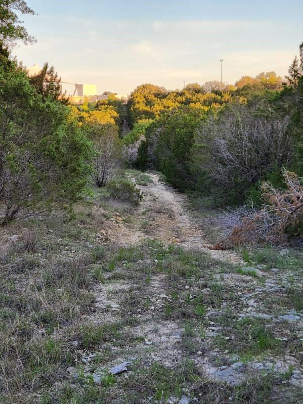main property photo 10