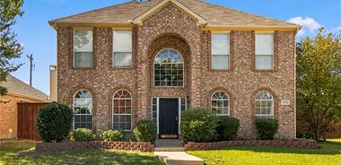 image of property with 4 Bed | 2 Bath | 2,479 Sqft